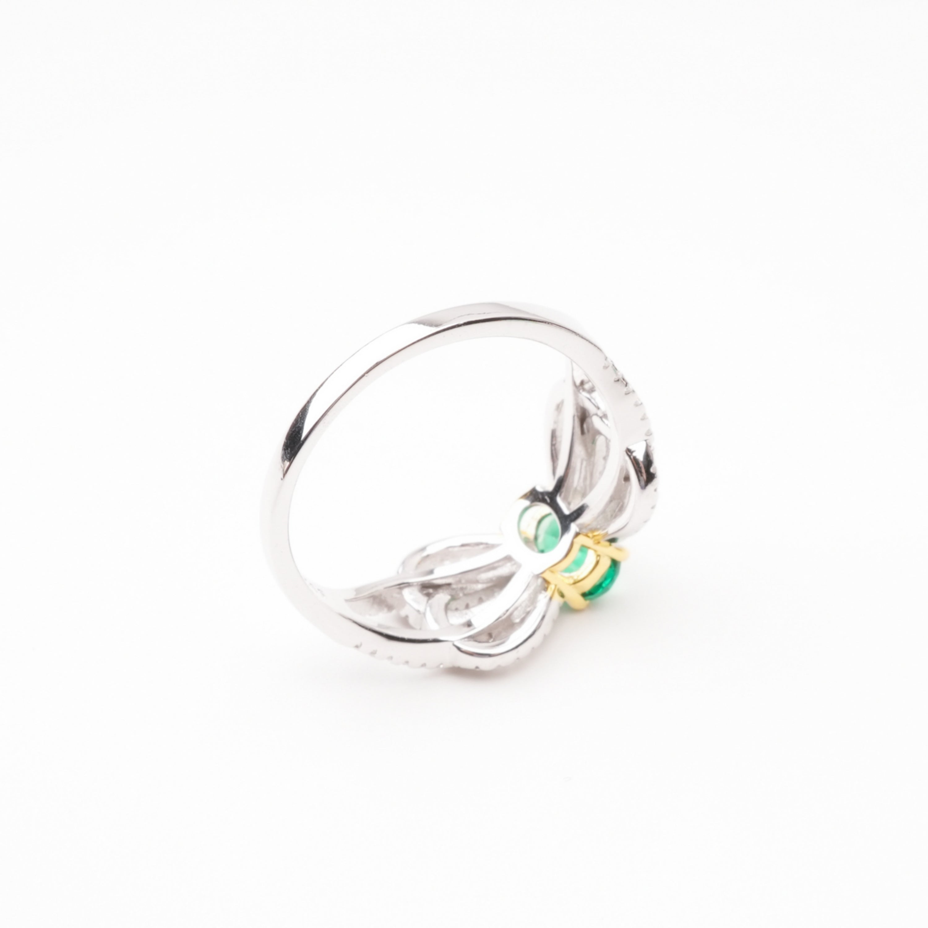 María Green Emerald Oval Cut Knot Crystal Two-Tone Sterling Silver Ring