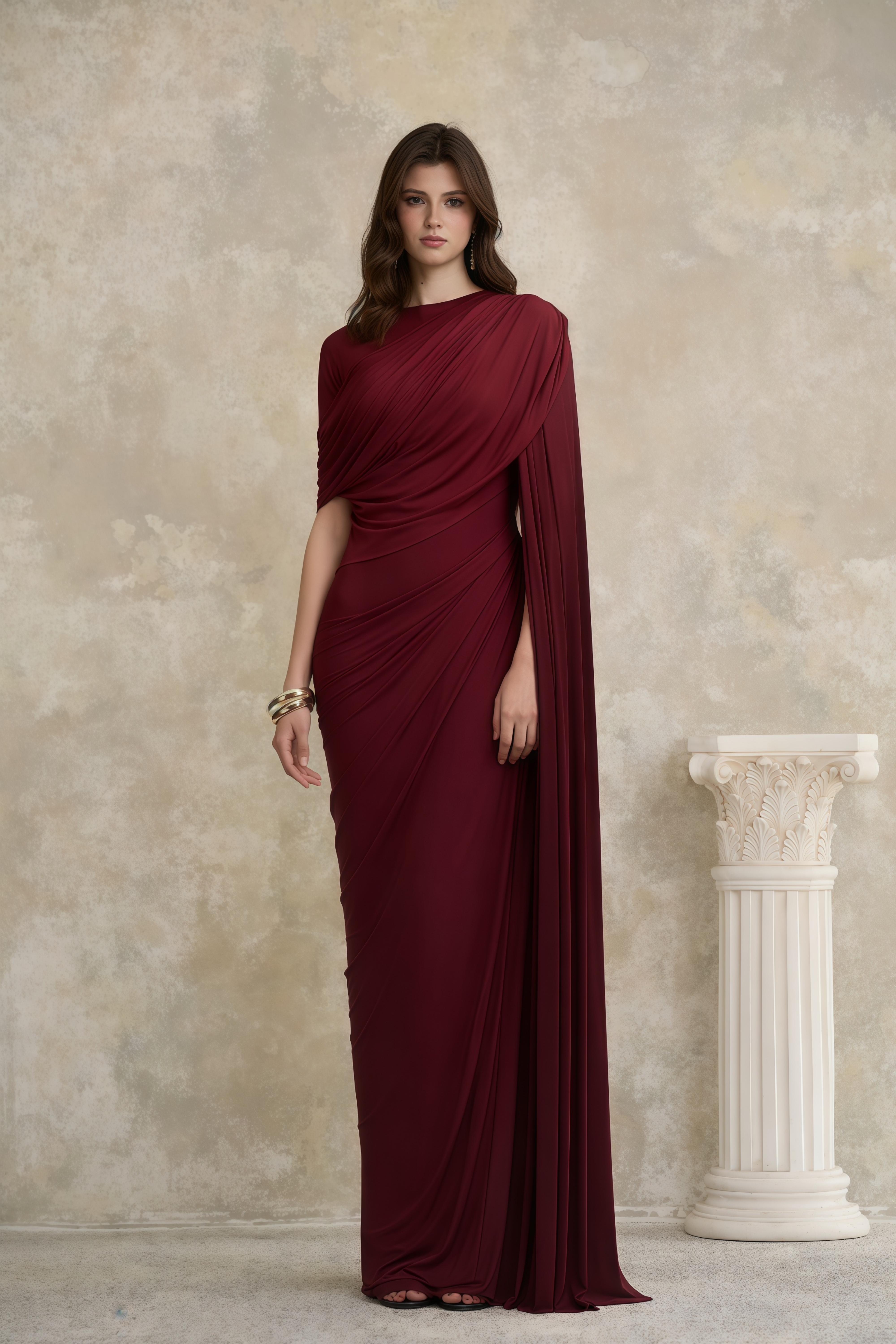 فستان ميوارا أحمر غير متماثل بغطاء ملفوف