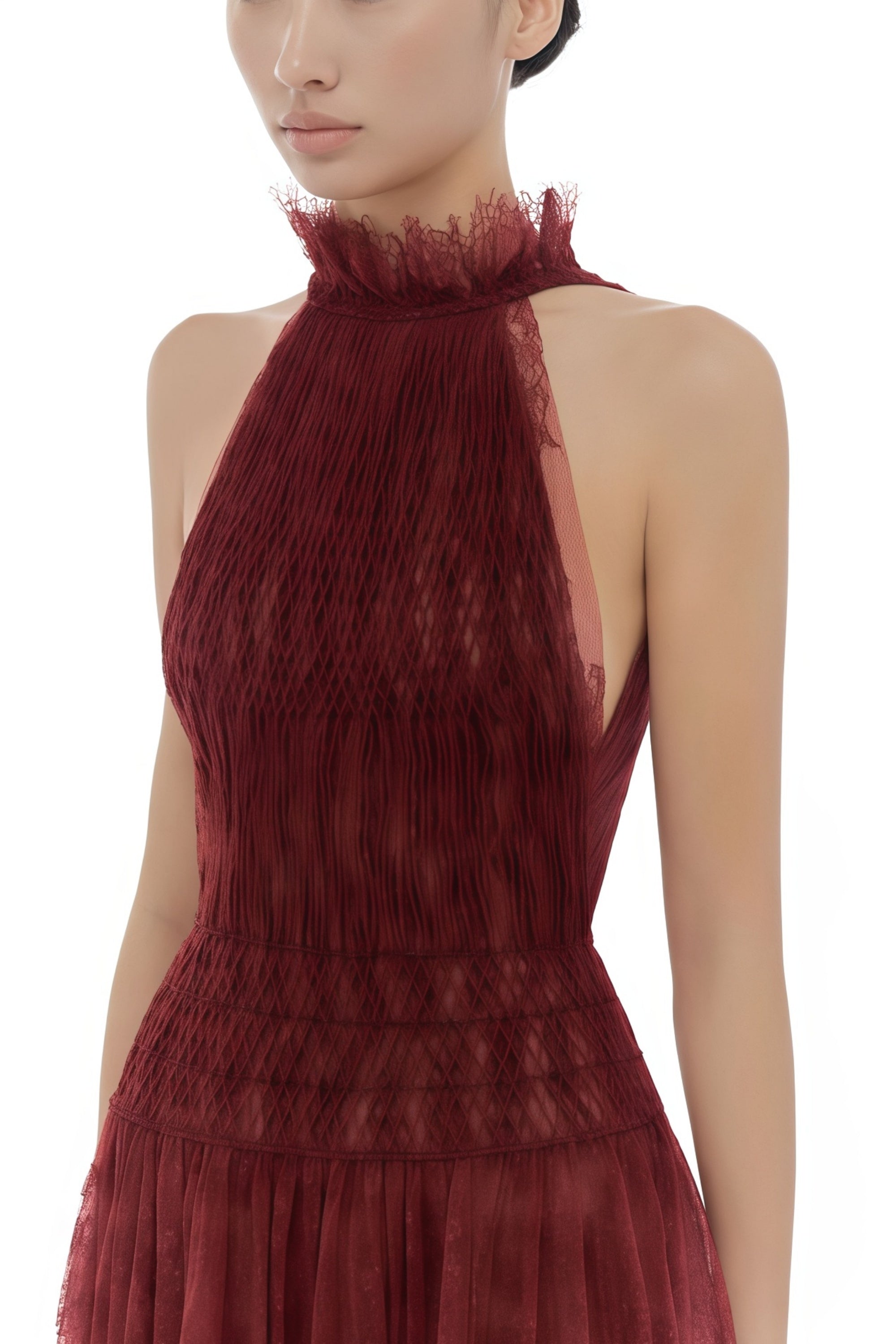 Burgunderrotes Maxikleid aus gesmokter Spitze