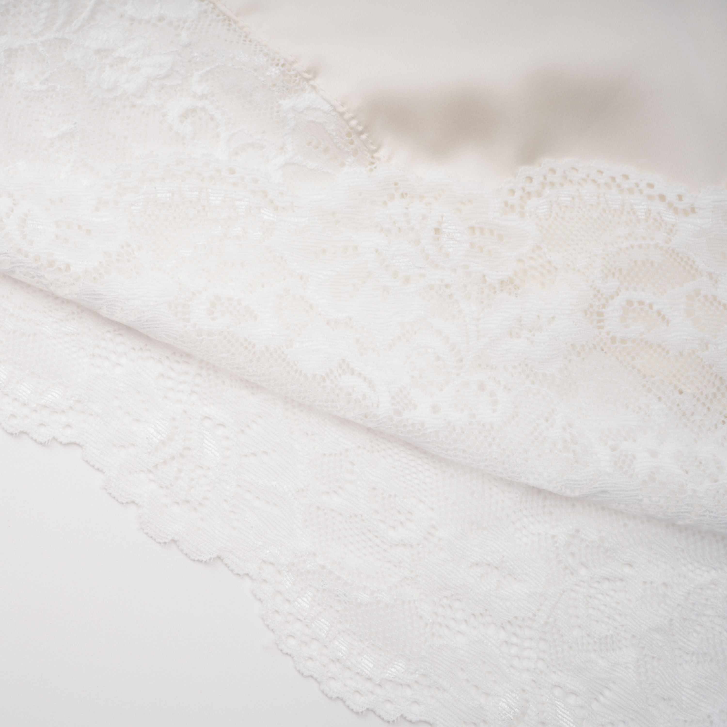Ngawai Champagne Sweetheart Mini Dress with Lace Trim