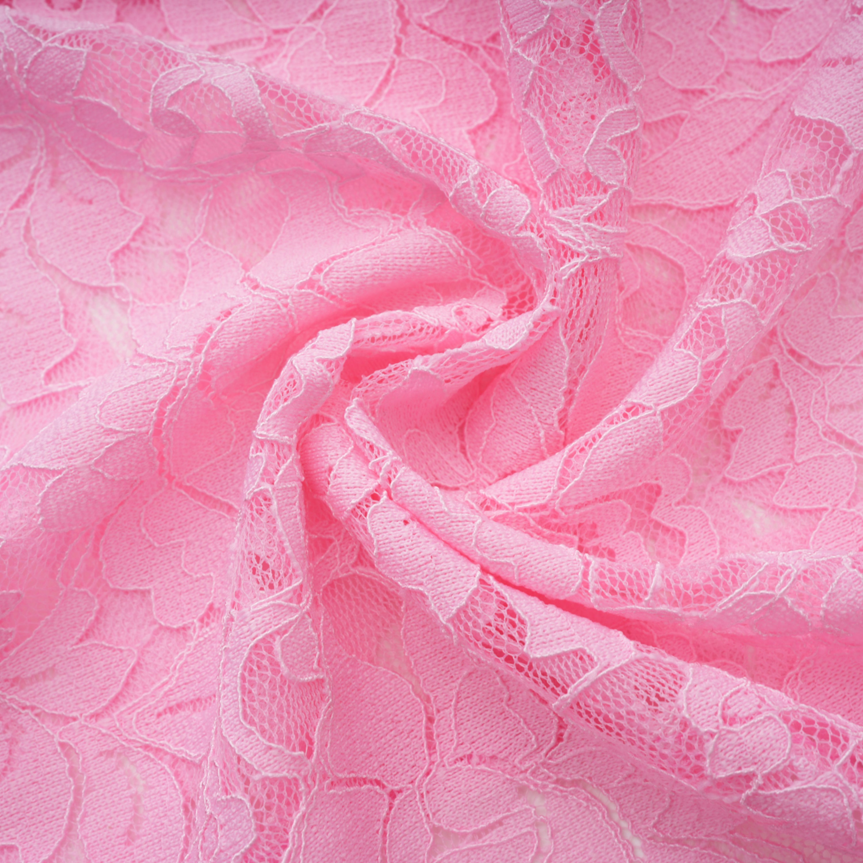 فستان نوريا ميدي من الدانتيل المزين بزخارف زهرية وشريط وردي