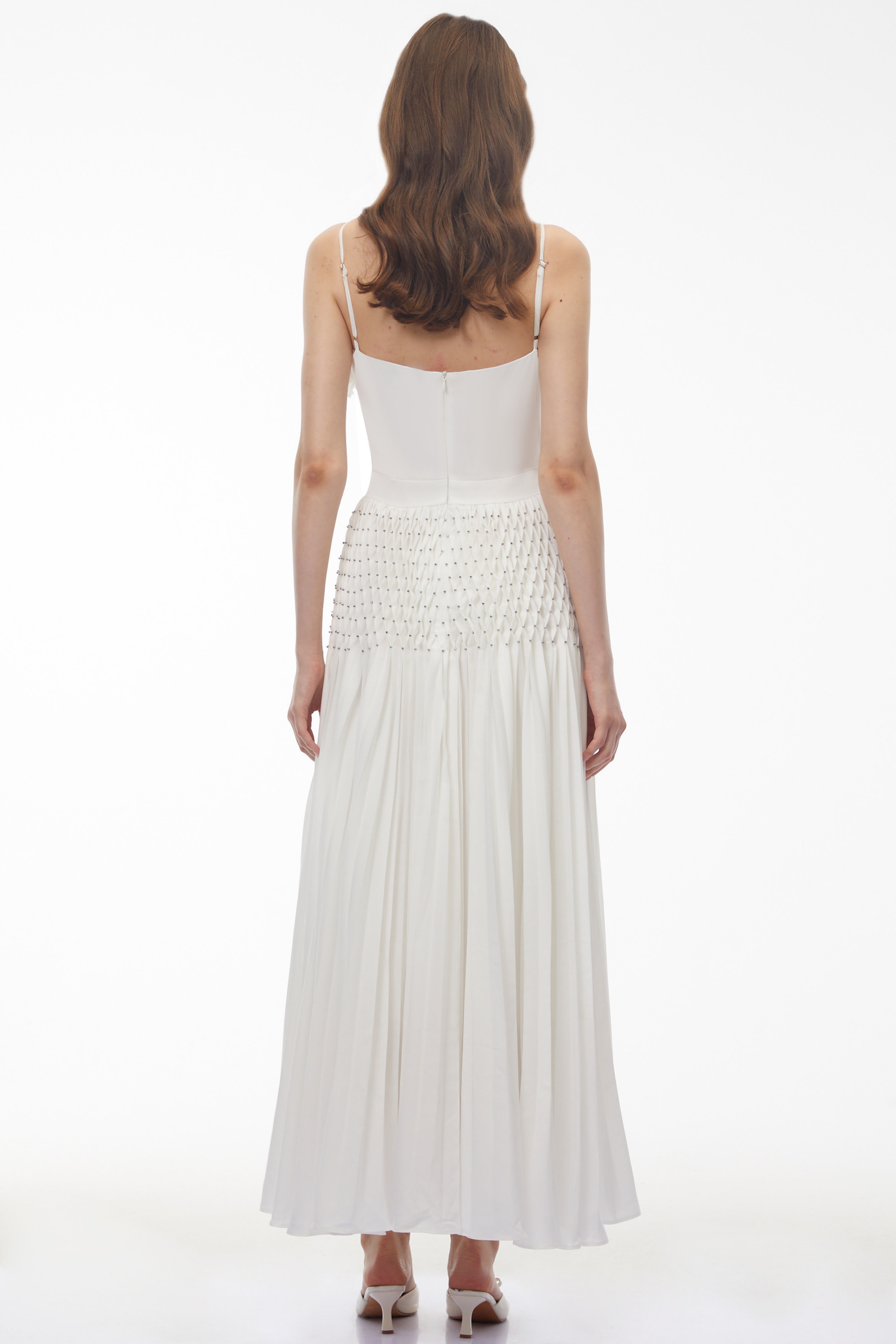 Robe longue plissée Octavia blanche avec motif floral en 3D