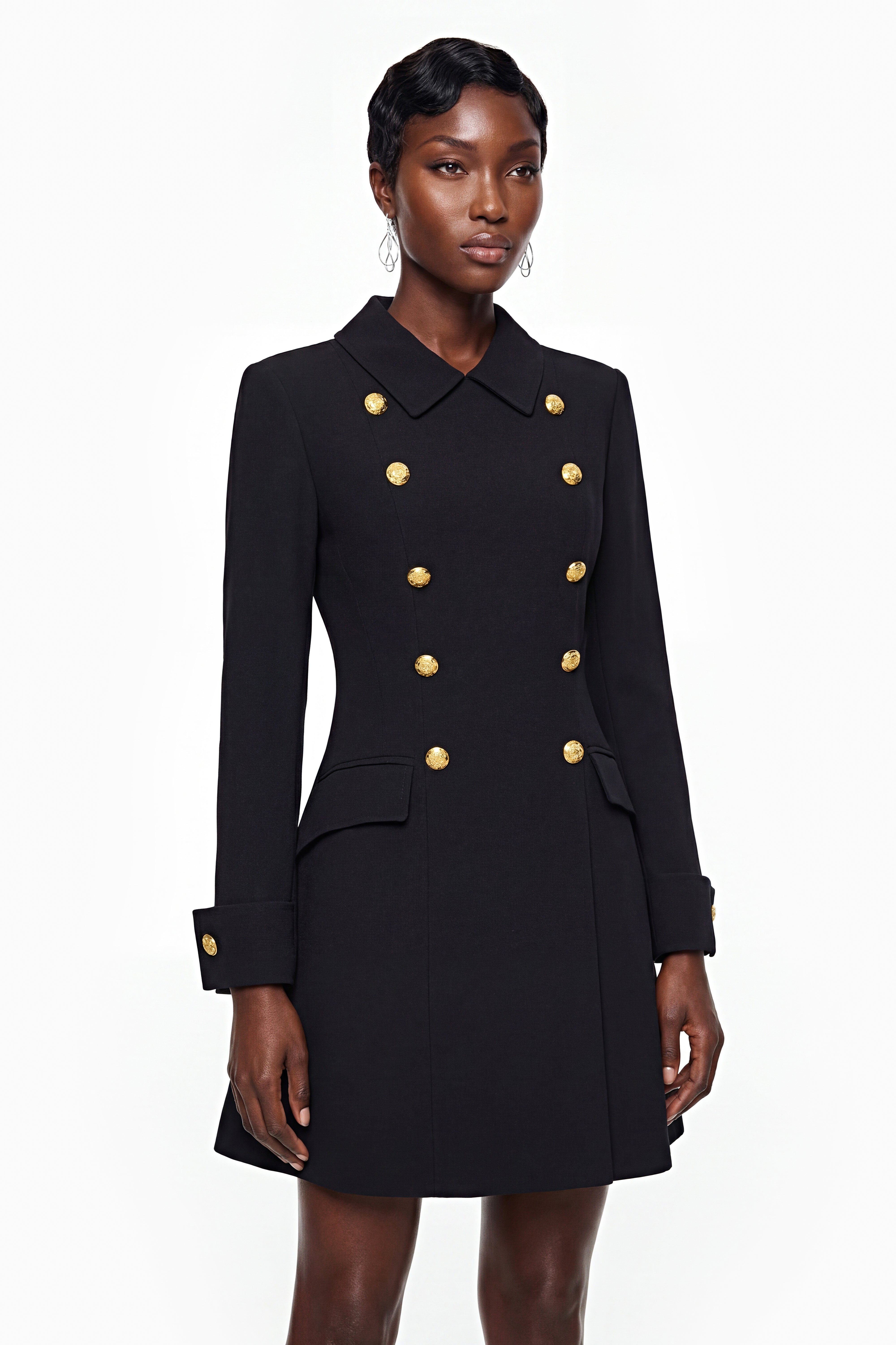 فستان قصير أسود من Ottilie مع أبازيم معدنية