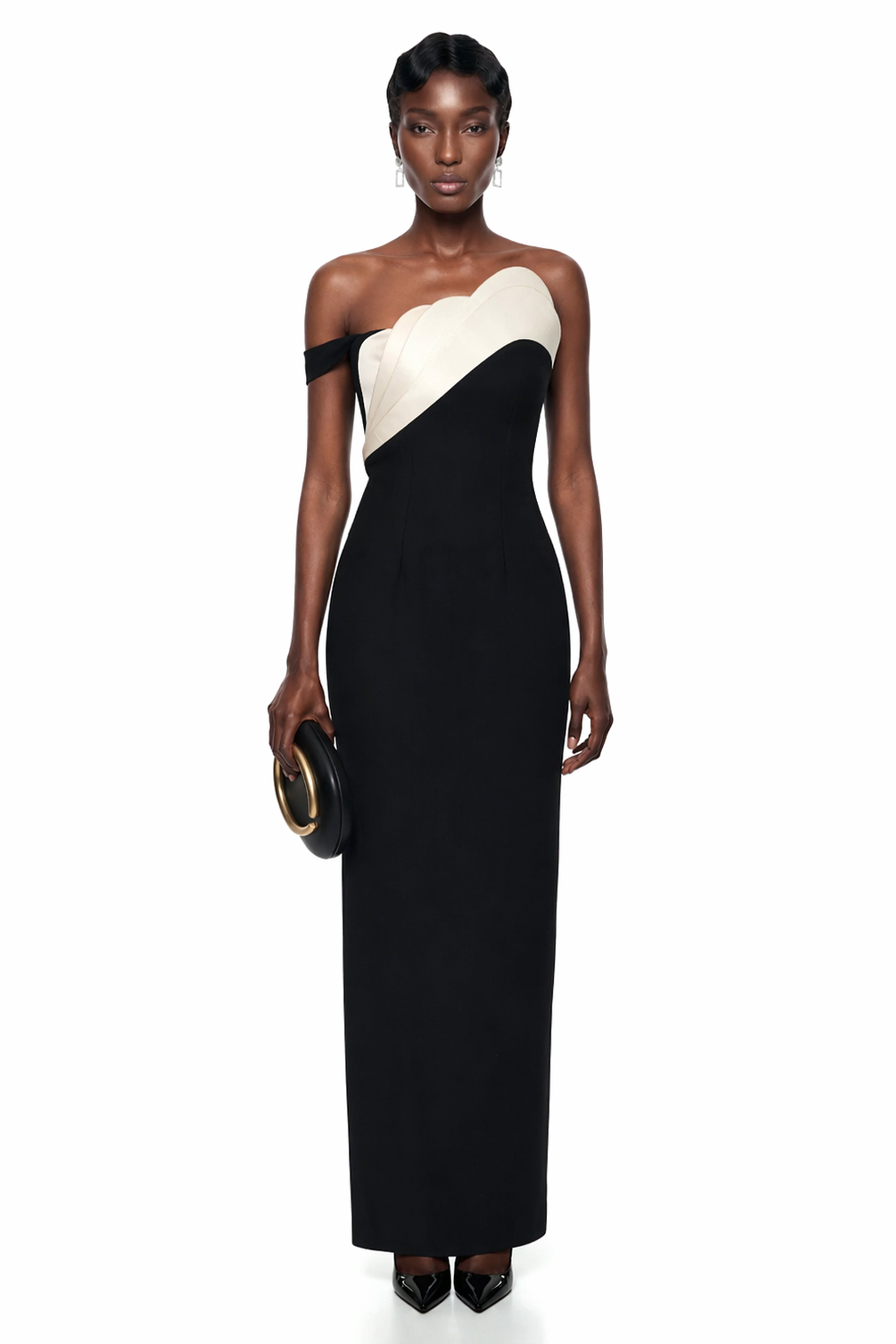 فستان طويل بكتف واحد من "بريسيلا بلاك" بتصميم ألوان متباينة