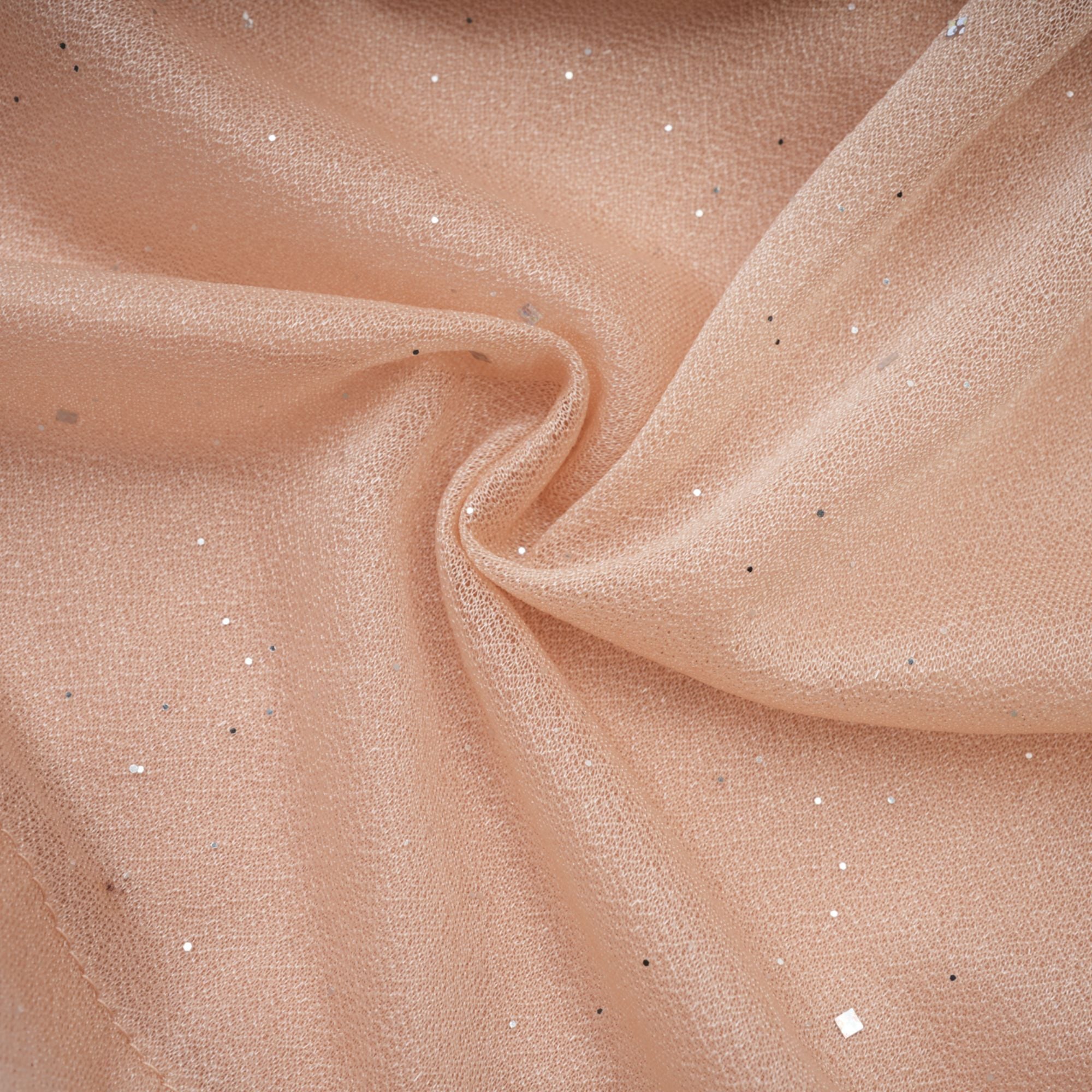 فستان قصير مزين بكشكشة من تصميم دانا