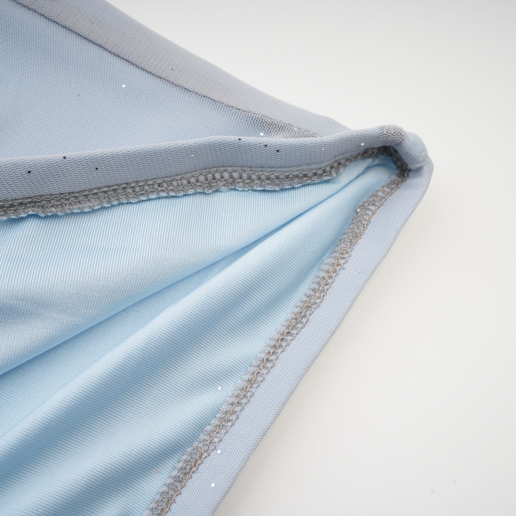 Ensemble coordonné haut et jupe semi-transparents Paulette (Vente définitive - États-Unis uniquement)