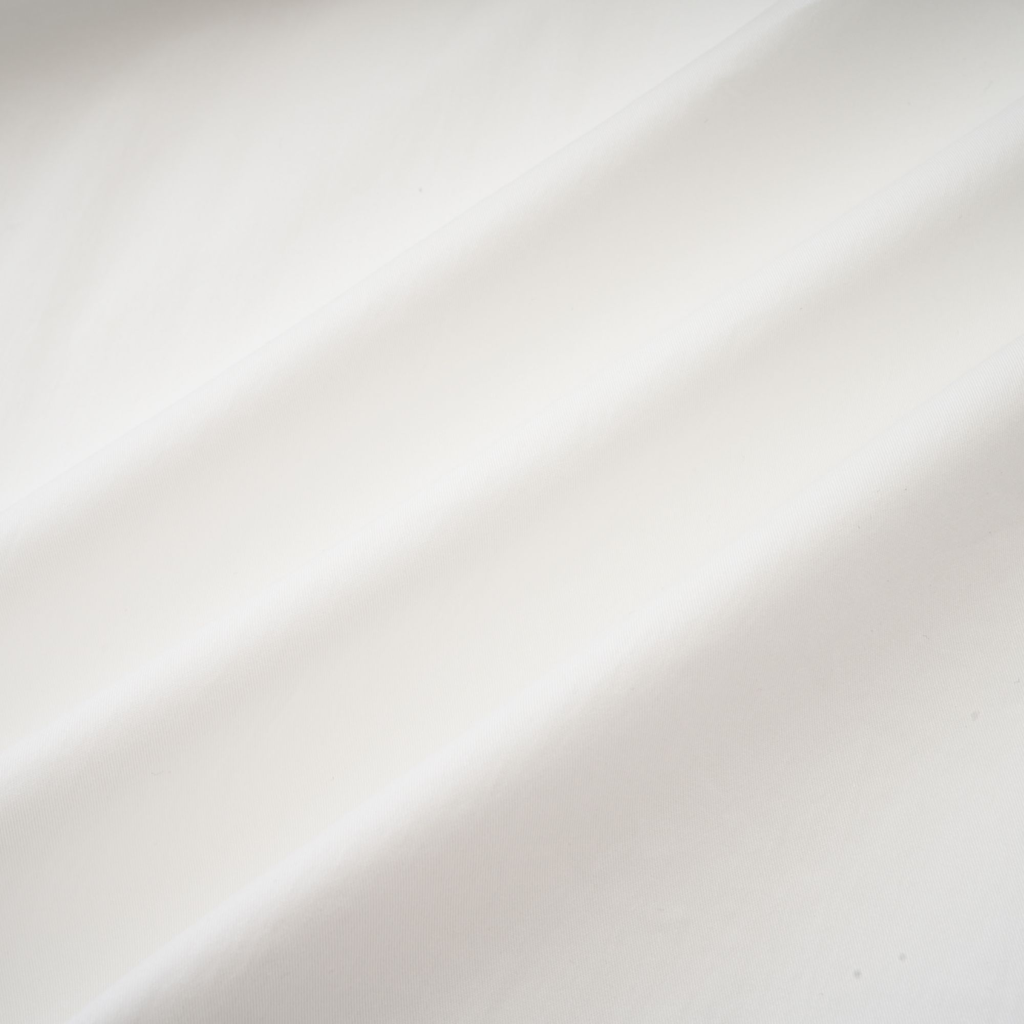 فستان قصير من كاميل باللون الأبيض