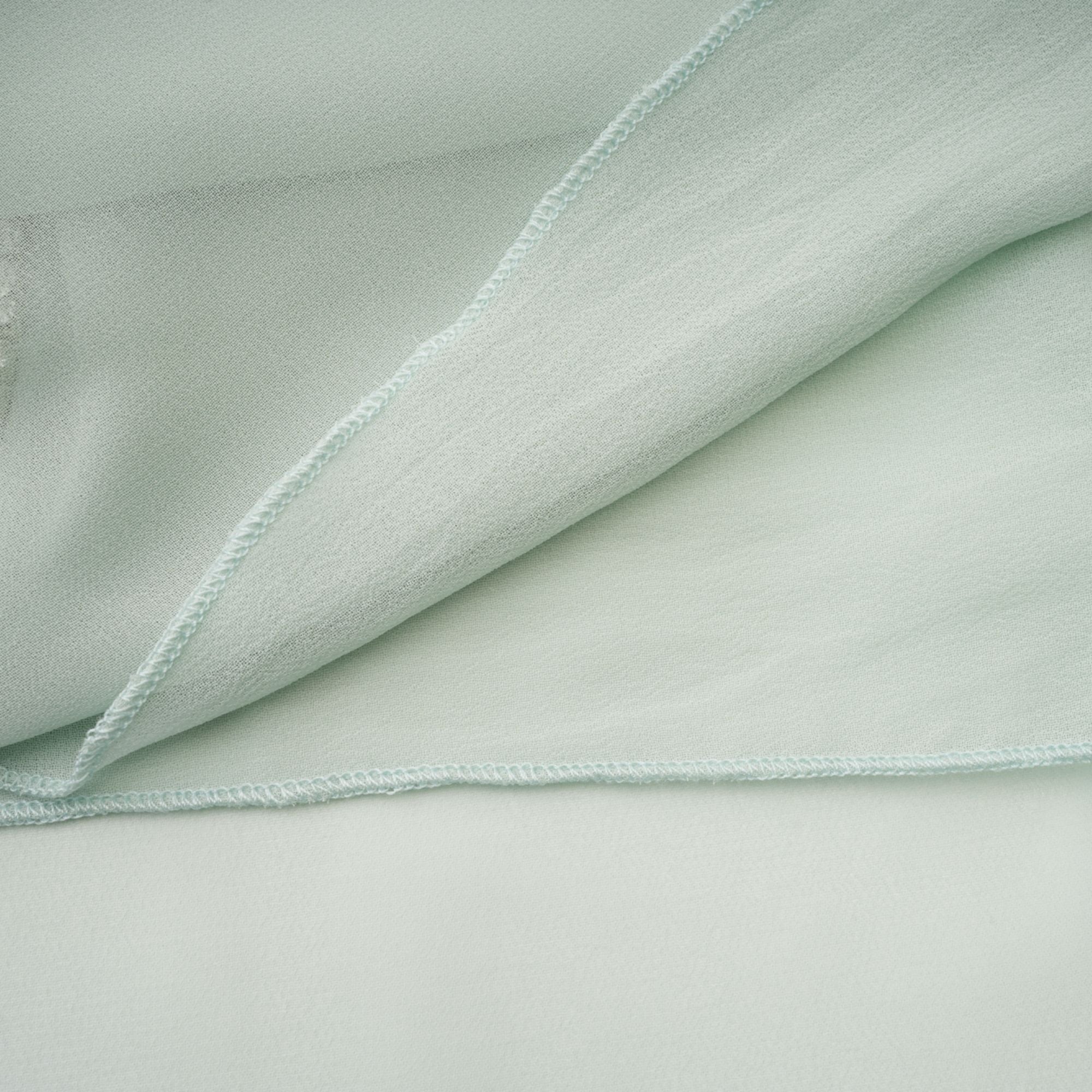 فستان ساليلا متوسط الطول مزين بالكشكشة