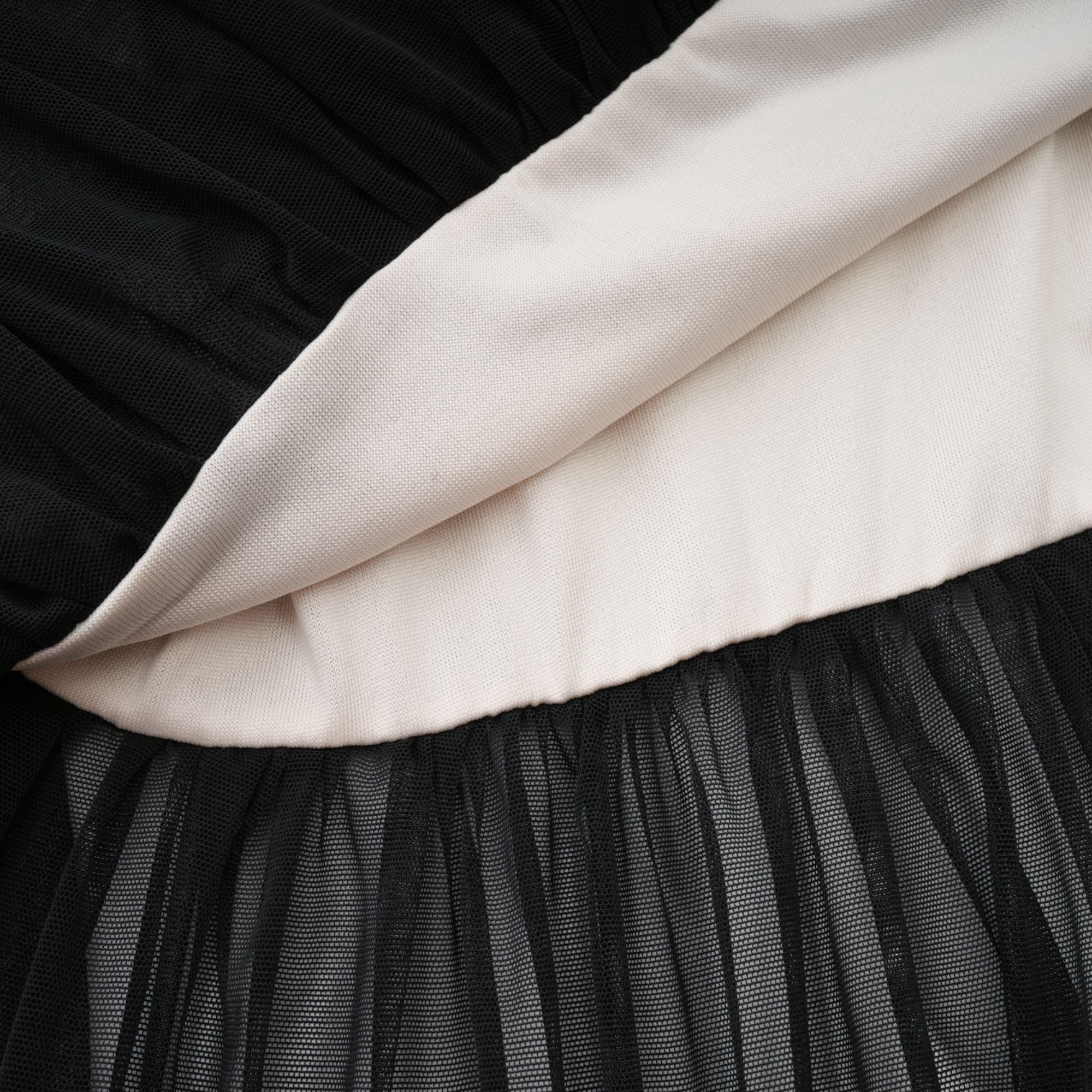 فستان صفية ذو ذيل السمكة