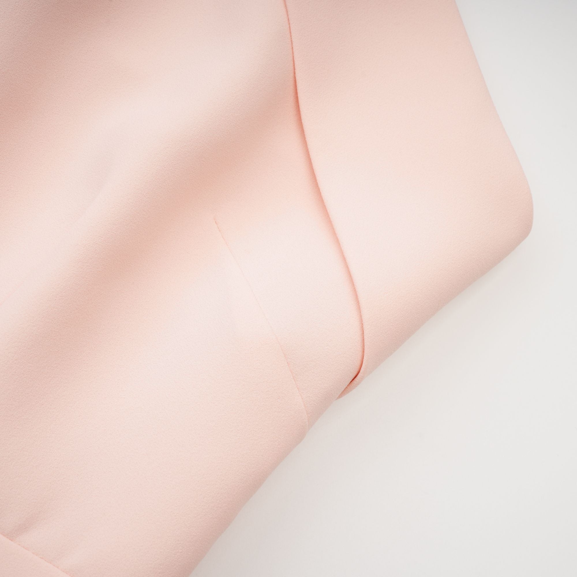 فستان كاتارينا مزين بالريش