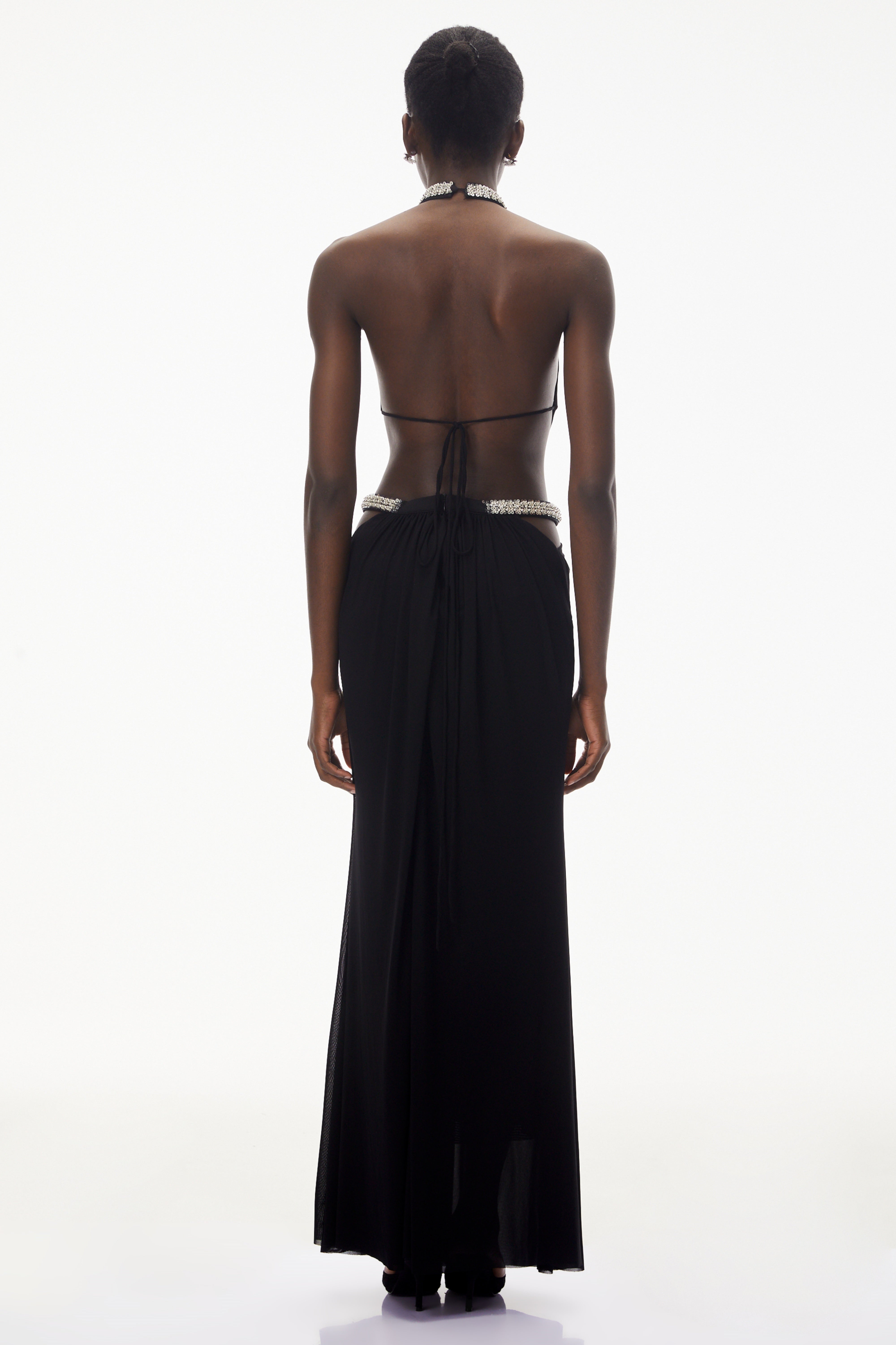 Sabra – Schwarzes Maxikleid mit offenem Rücken und Strasssteinen