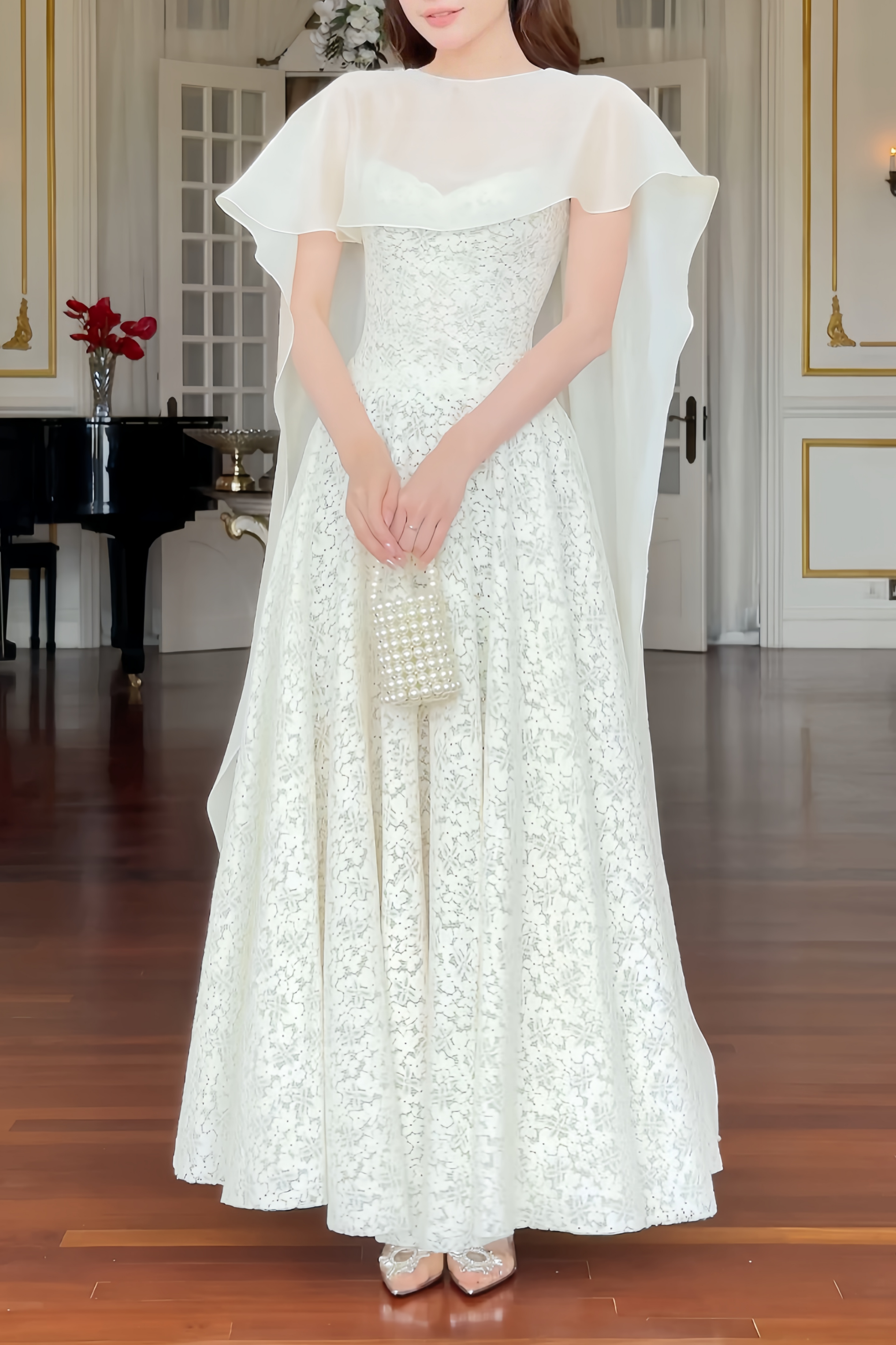 Aulera Weißes Maxikleid aus floraler Spitze