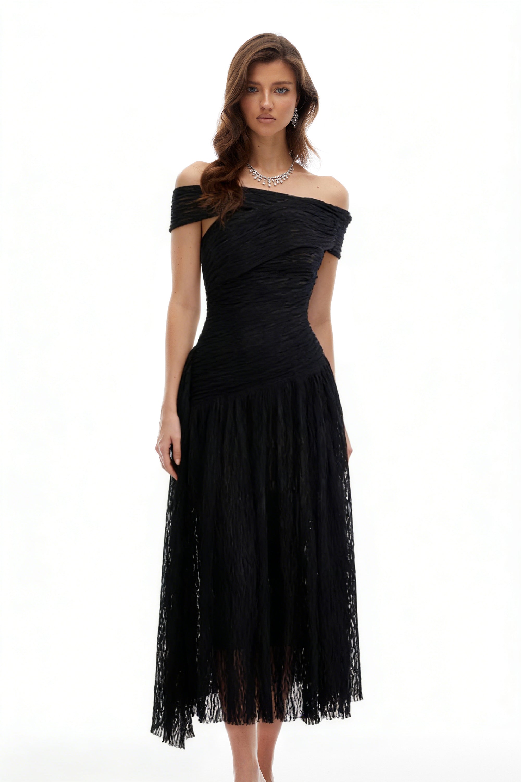 Thale Schwarzes asymmetrisches Midikleid mit Struktur und Rüschen