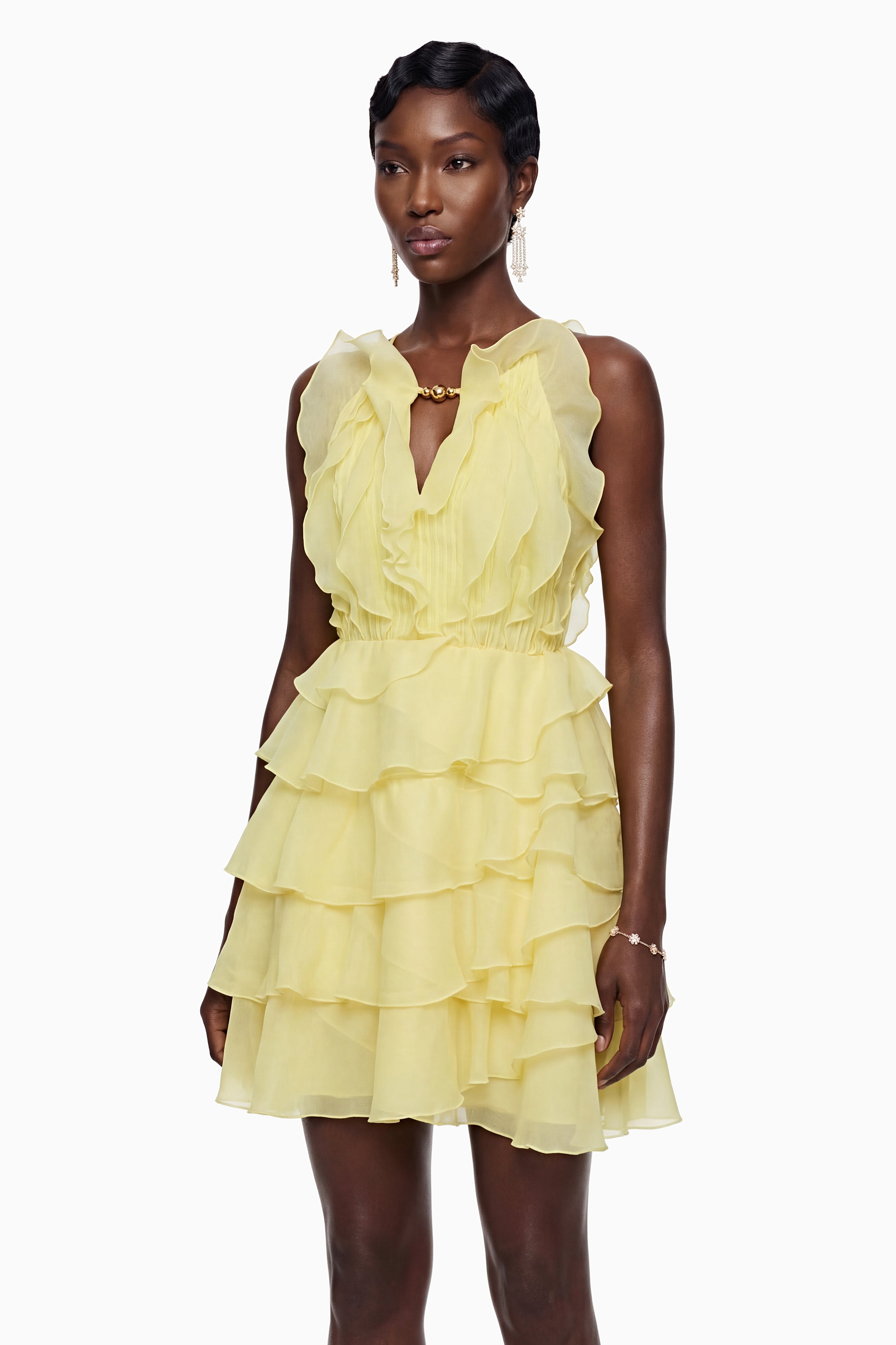 Thulisile – Hellgelbes Minikleid mit Rüschen und Neckholder