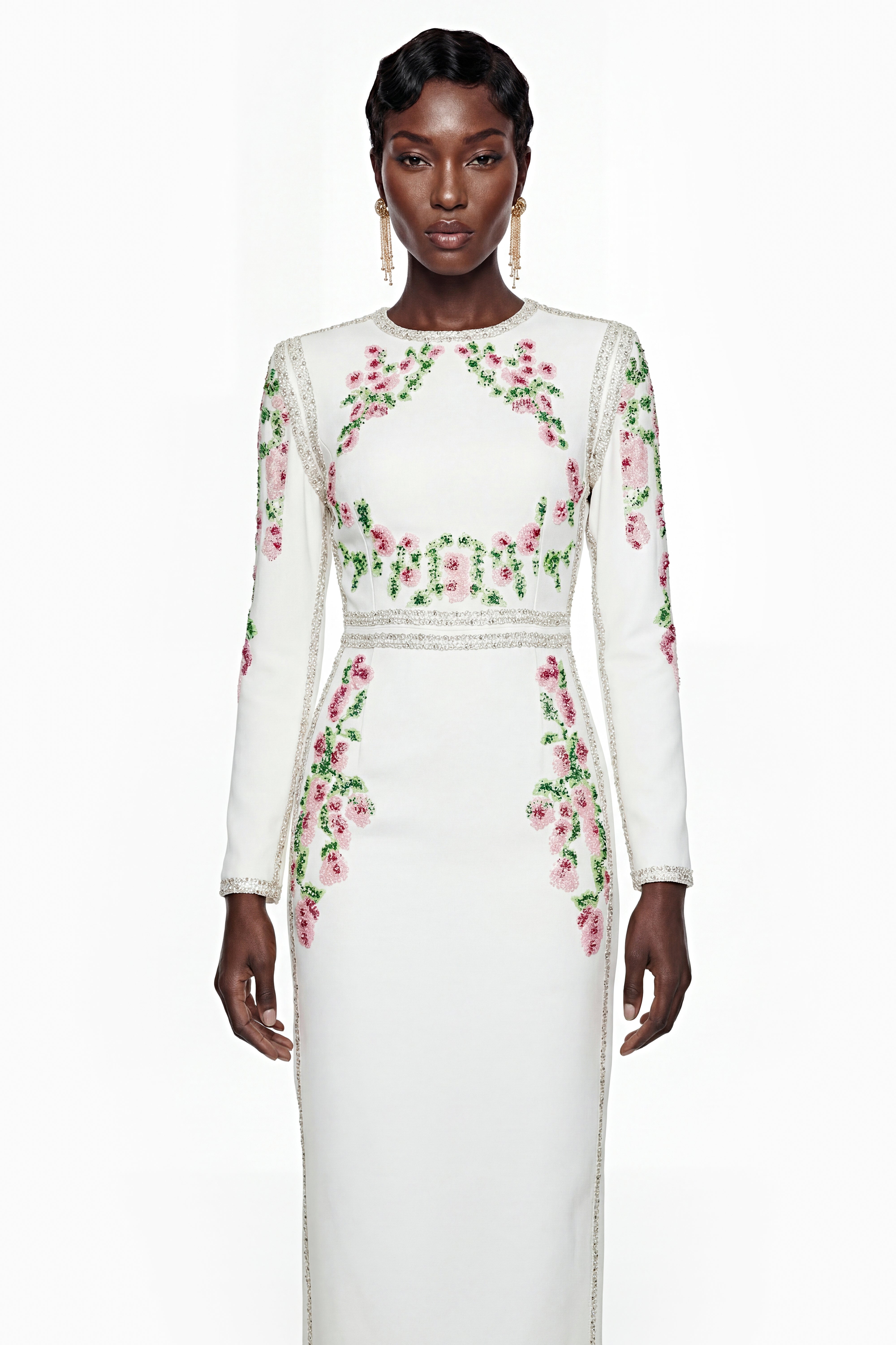 Vanessa White – Maxikleid mit Blumenmuster und Seitenschlitz