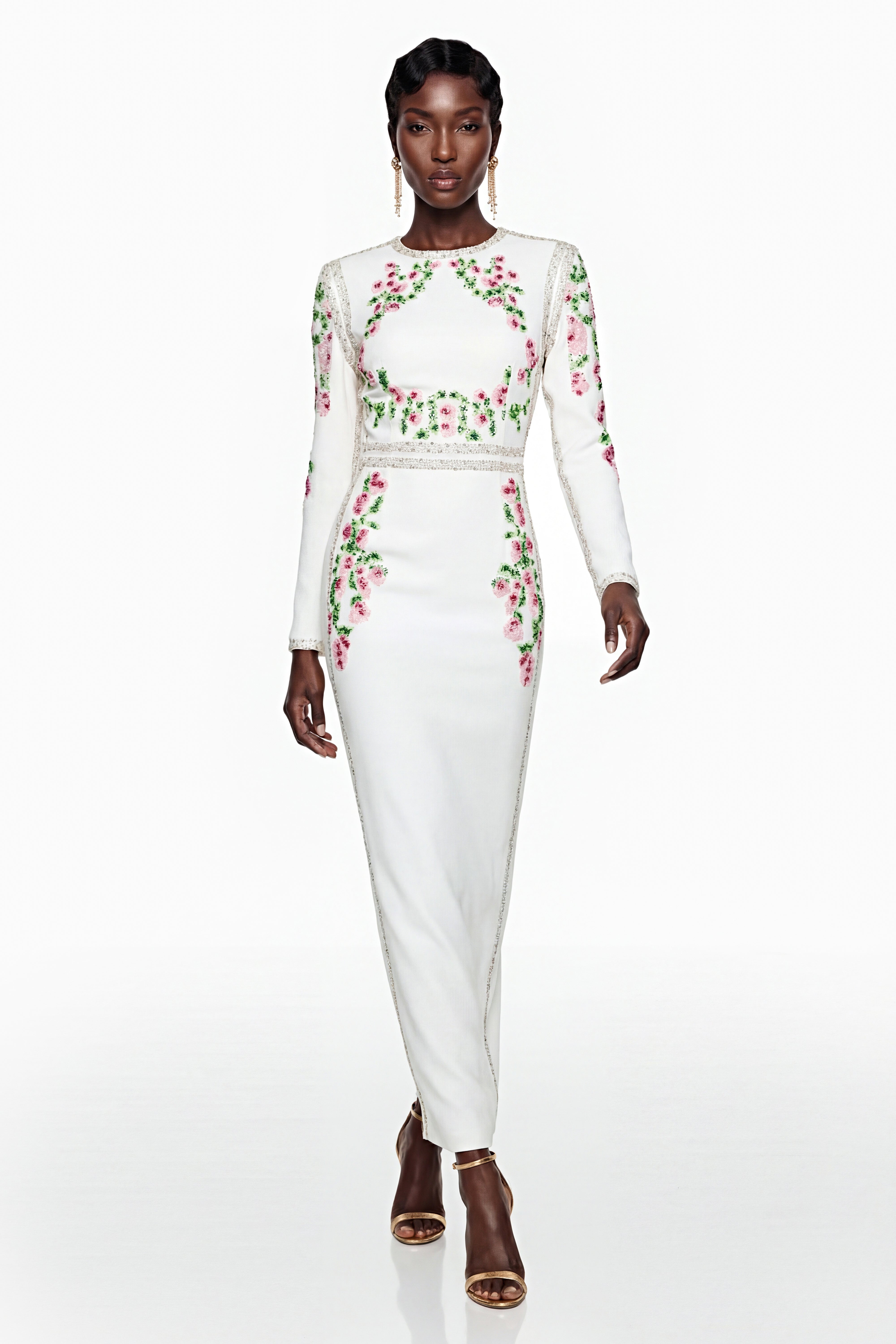 Vanessa White – Maxikleid mit Blumenmuster und Seitenschlitz