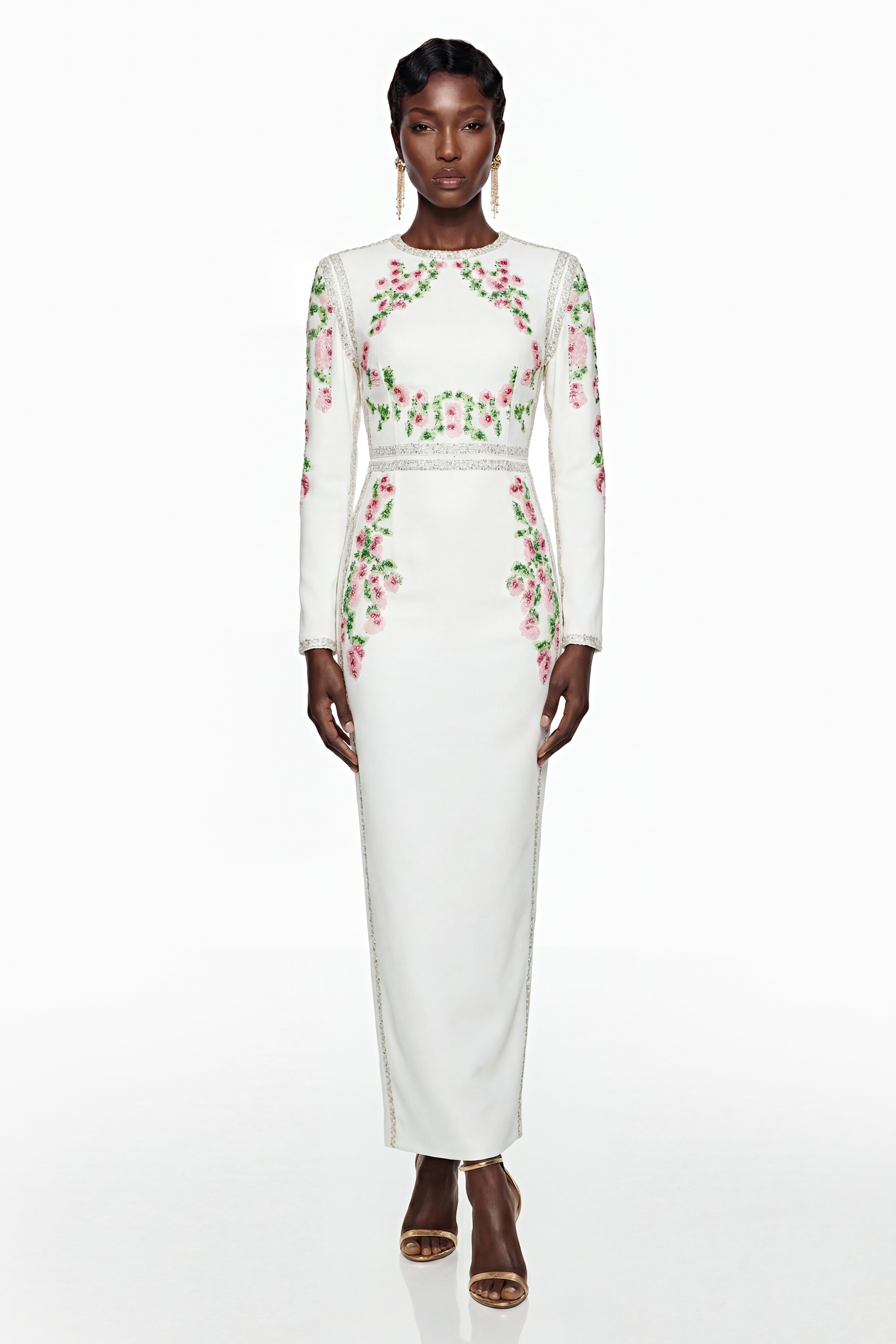 Vanessa White – Maxikleid mit Blumenmuster und Seitenschlitz