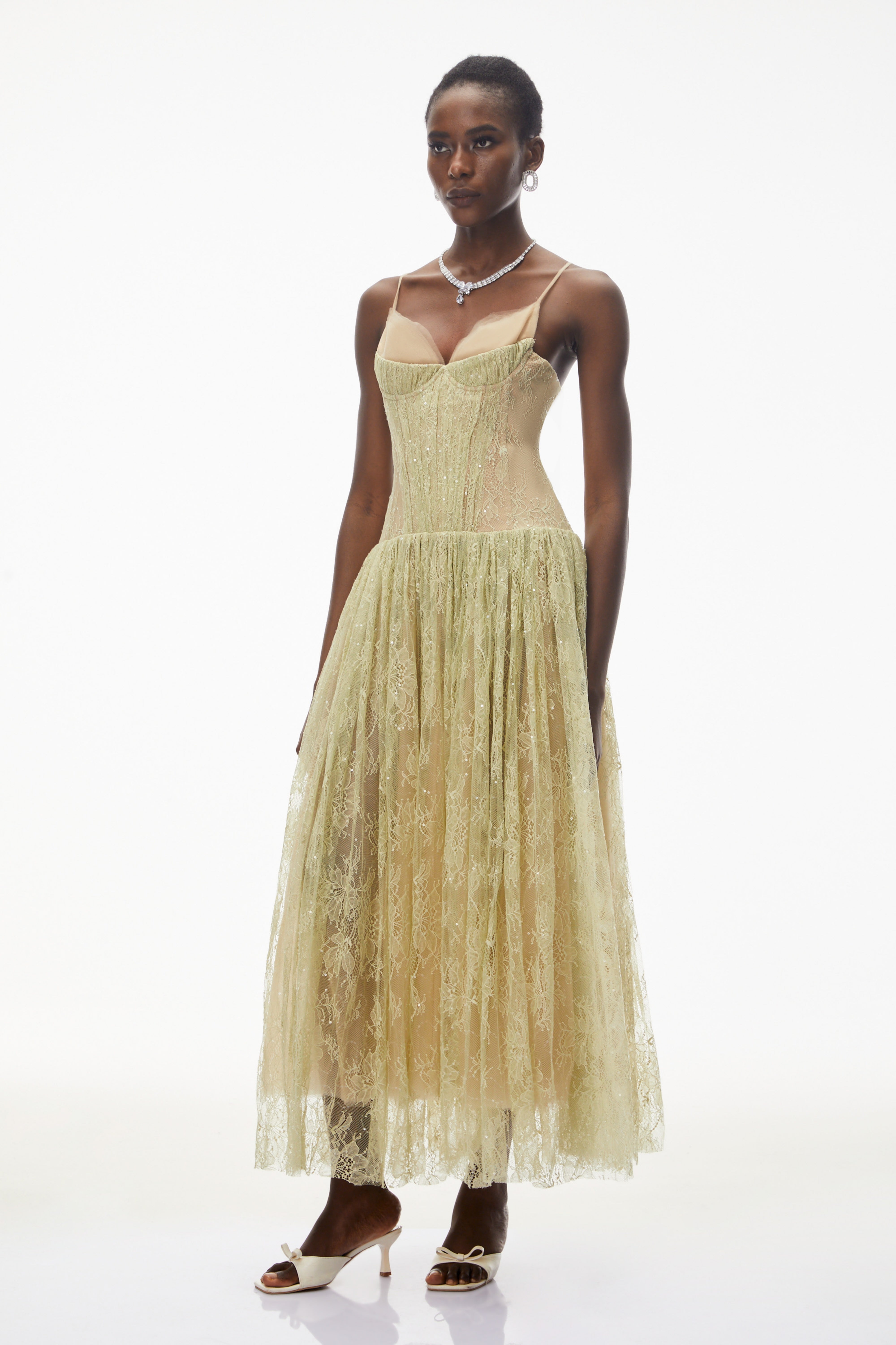 Robe longue en tulle à fleurs et dentelle verte Severine