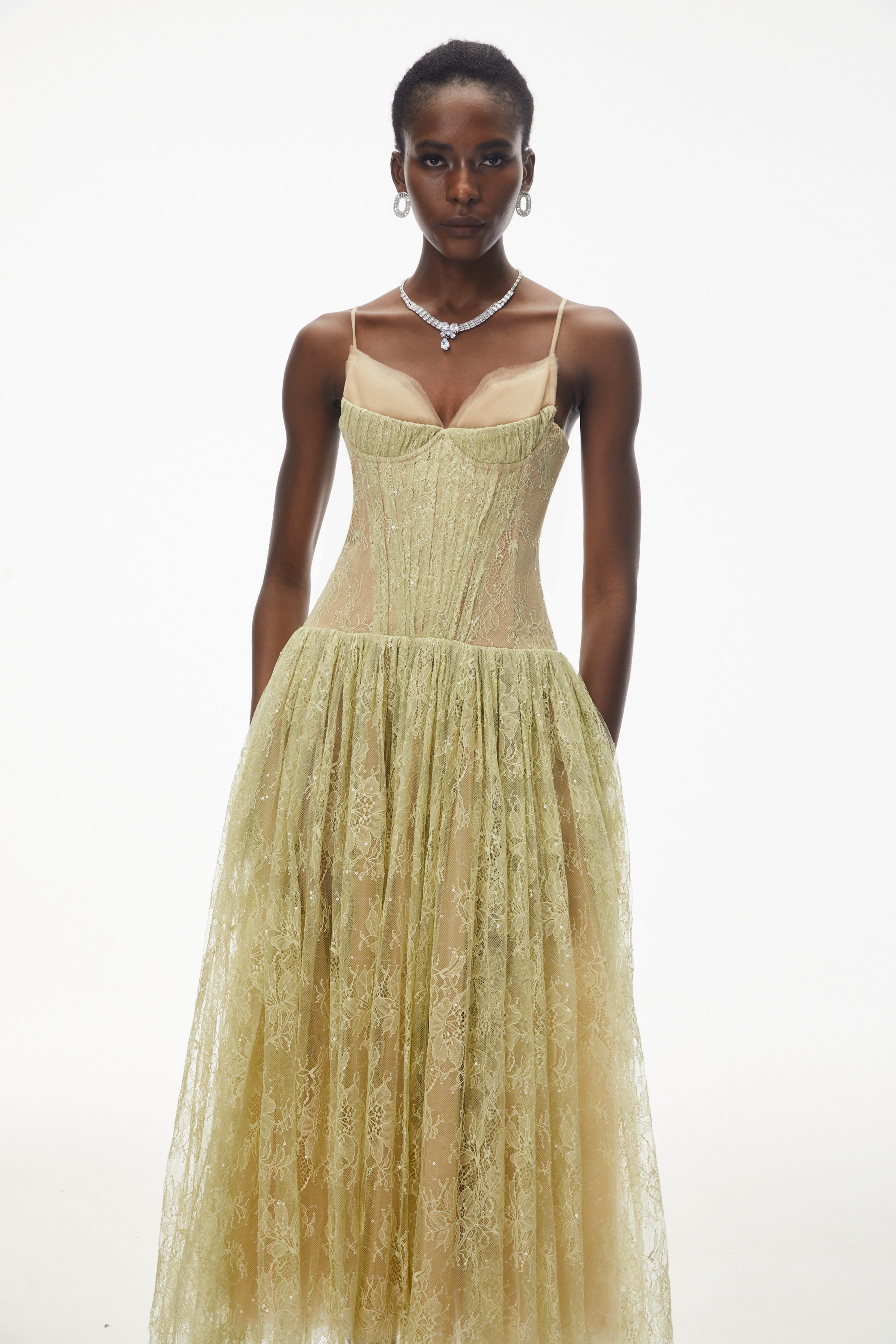 Robe longue en tulle à fleurs et dentelle verte Severine