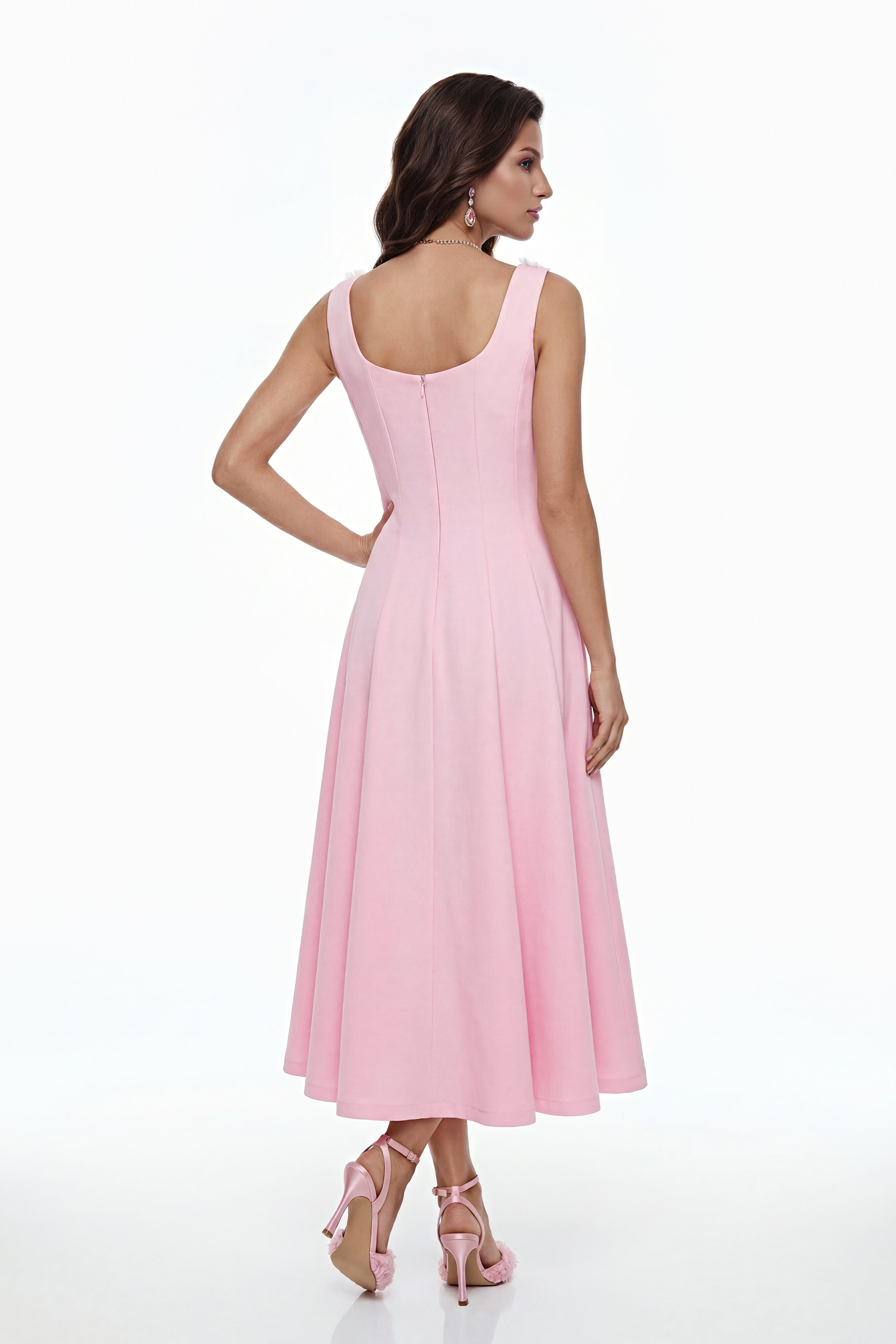 Zinnia Pink Plissee-Midikleid mit 3D-Blütenblättern