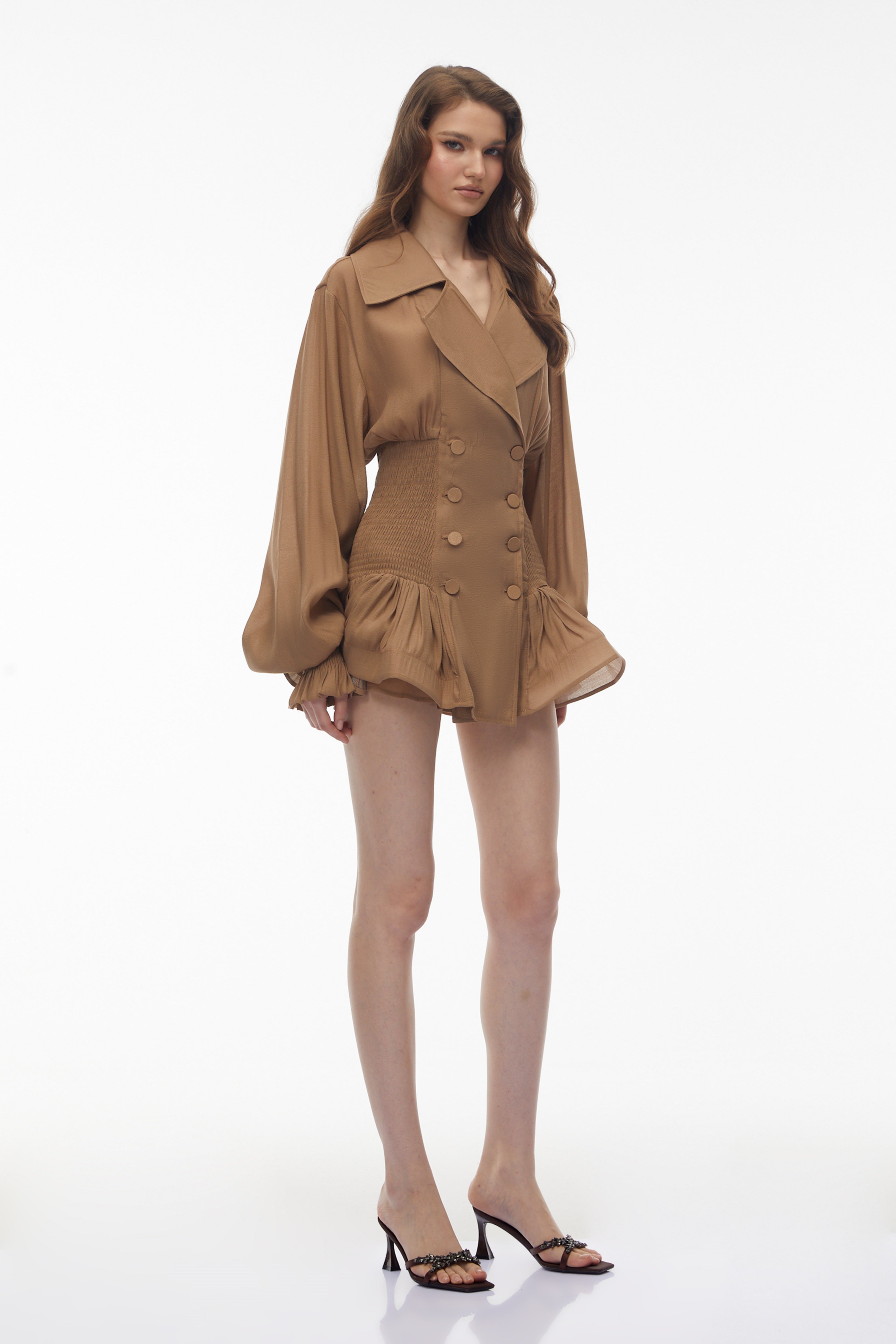 Zuleika Khaki-farbiges Blazer-Kleid mit doppelter Knopfleiste