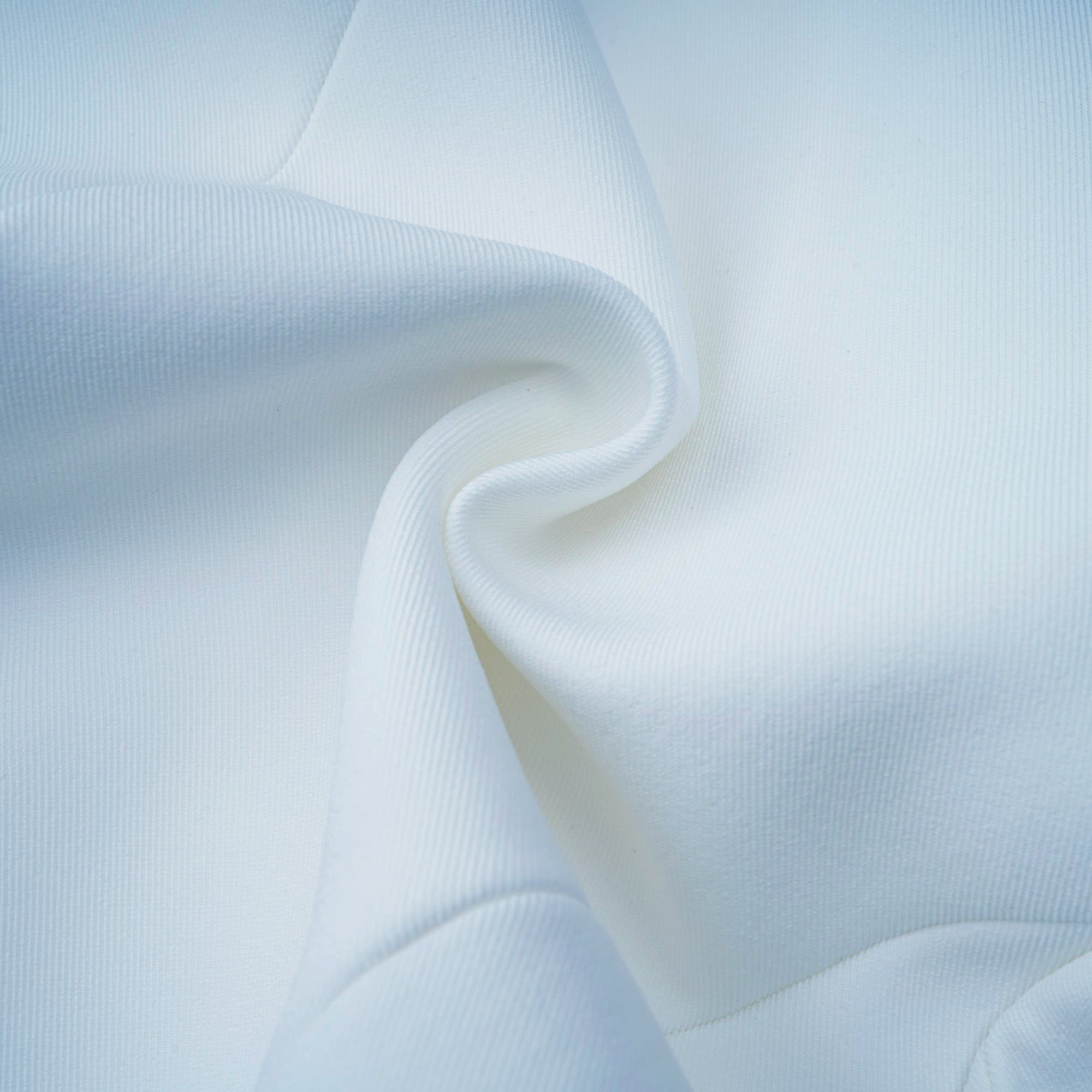 طقم جاكيت وتنورة بتصميم برميل إينورا