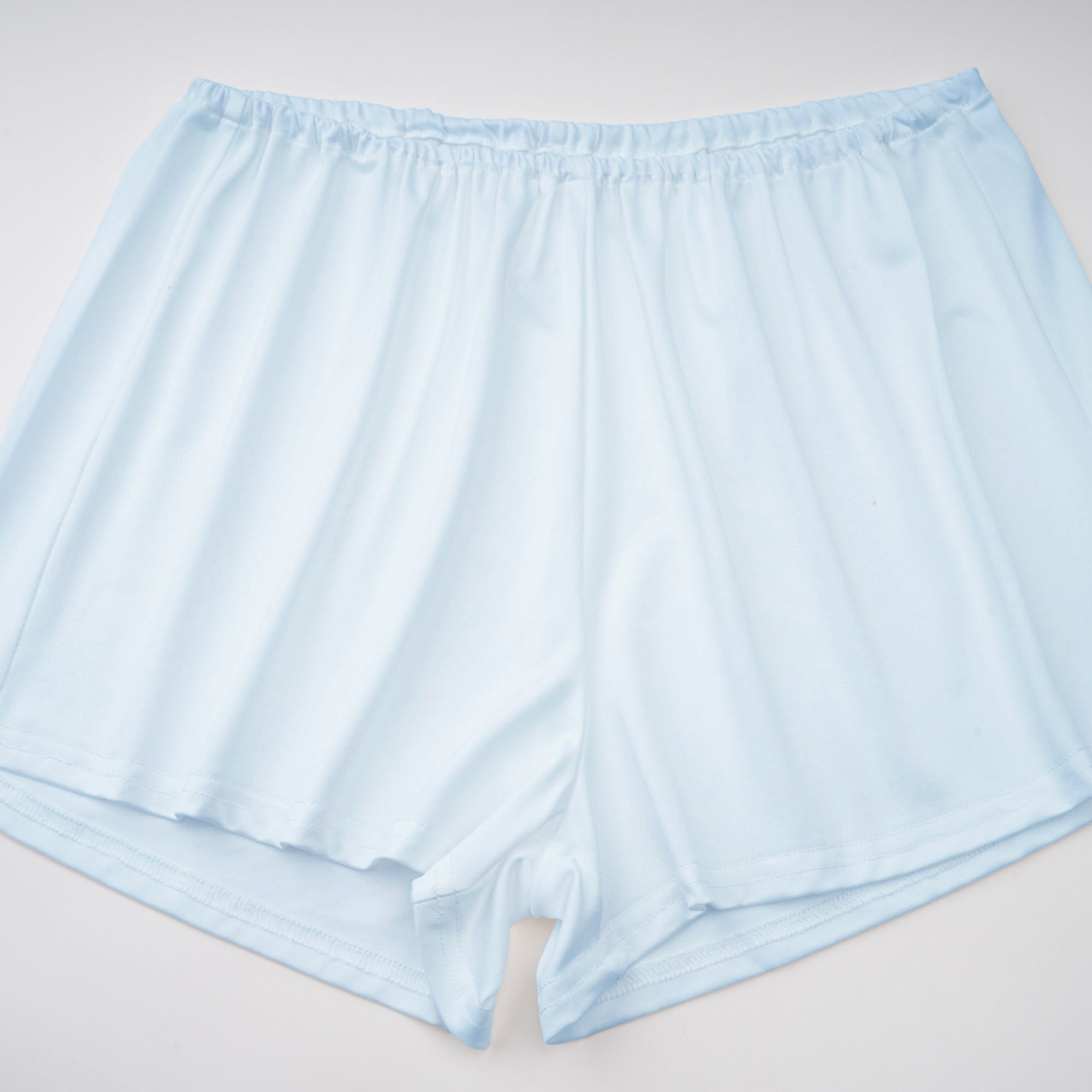 طقم جاكيت وتنورة بتصميم برميل إينورا