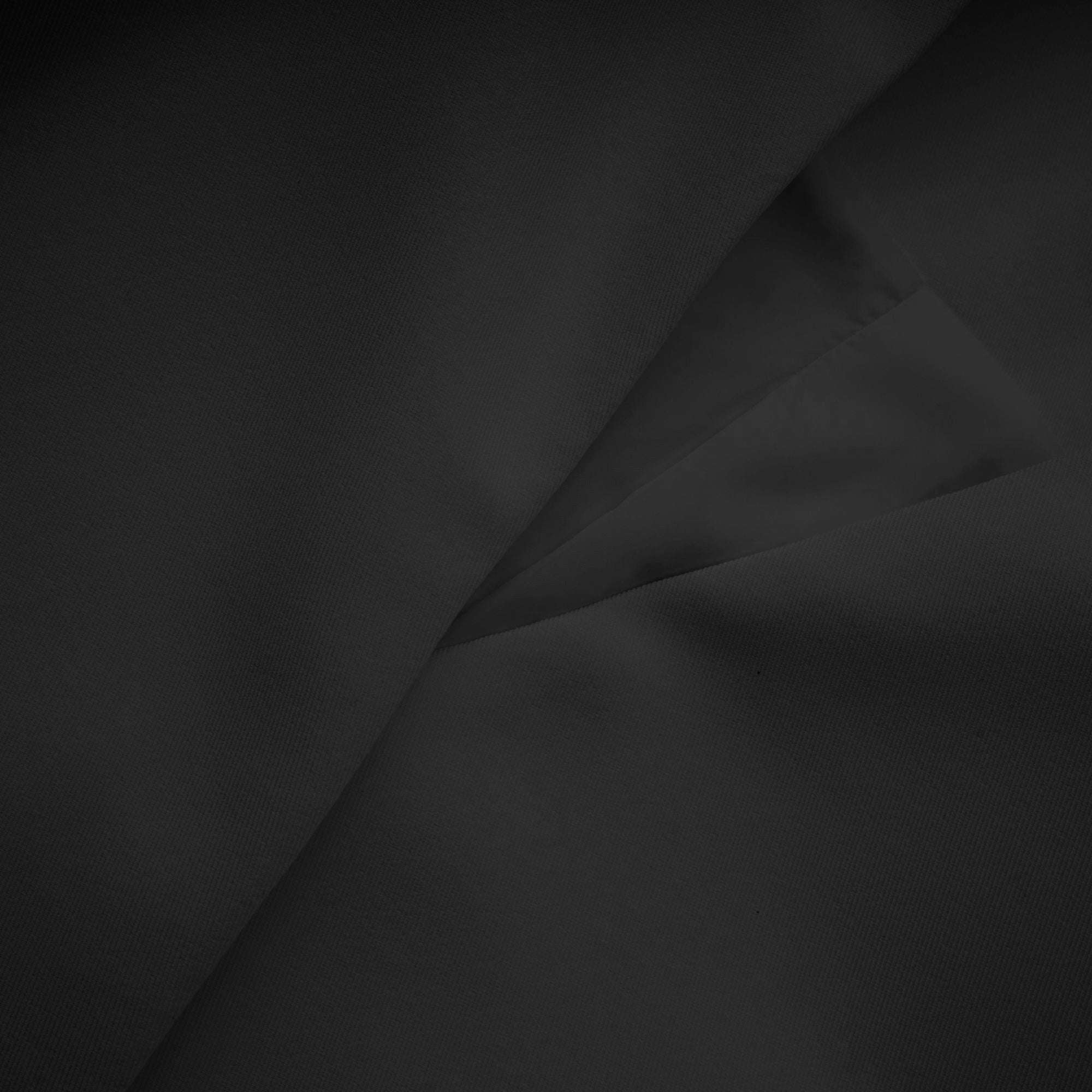 طقم جاكيت وتنورة بتصميم برميل أسود من إينورا