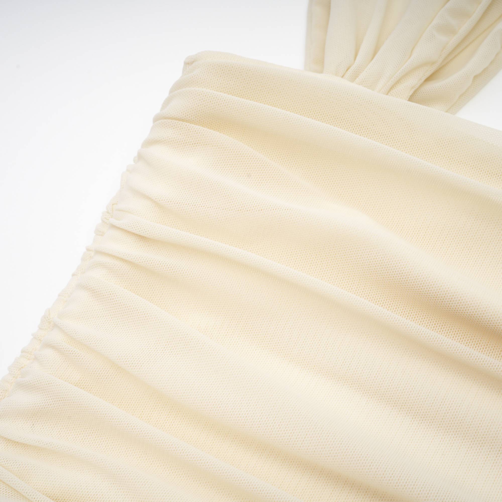 فستان جوليا متوسط الطول من القماش الشبكي باللون الأبيض العاجي