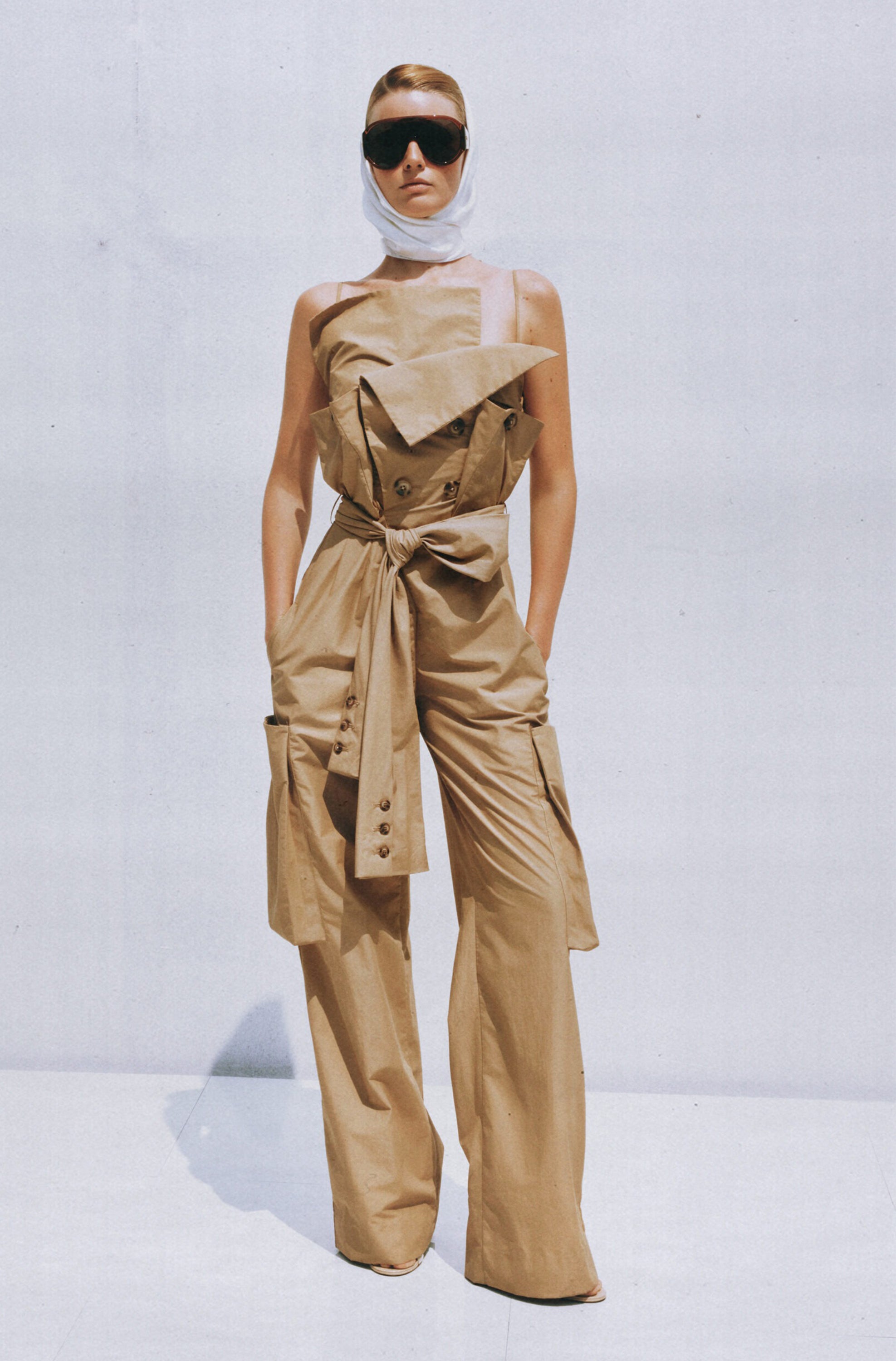 جمبسوت نانيت كاكي غير متماثل مزدوج الصدر