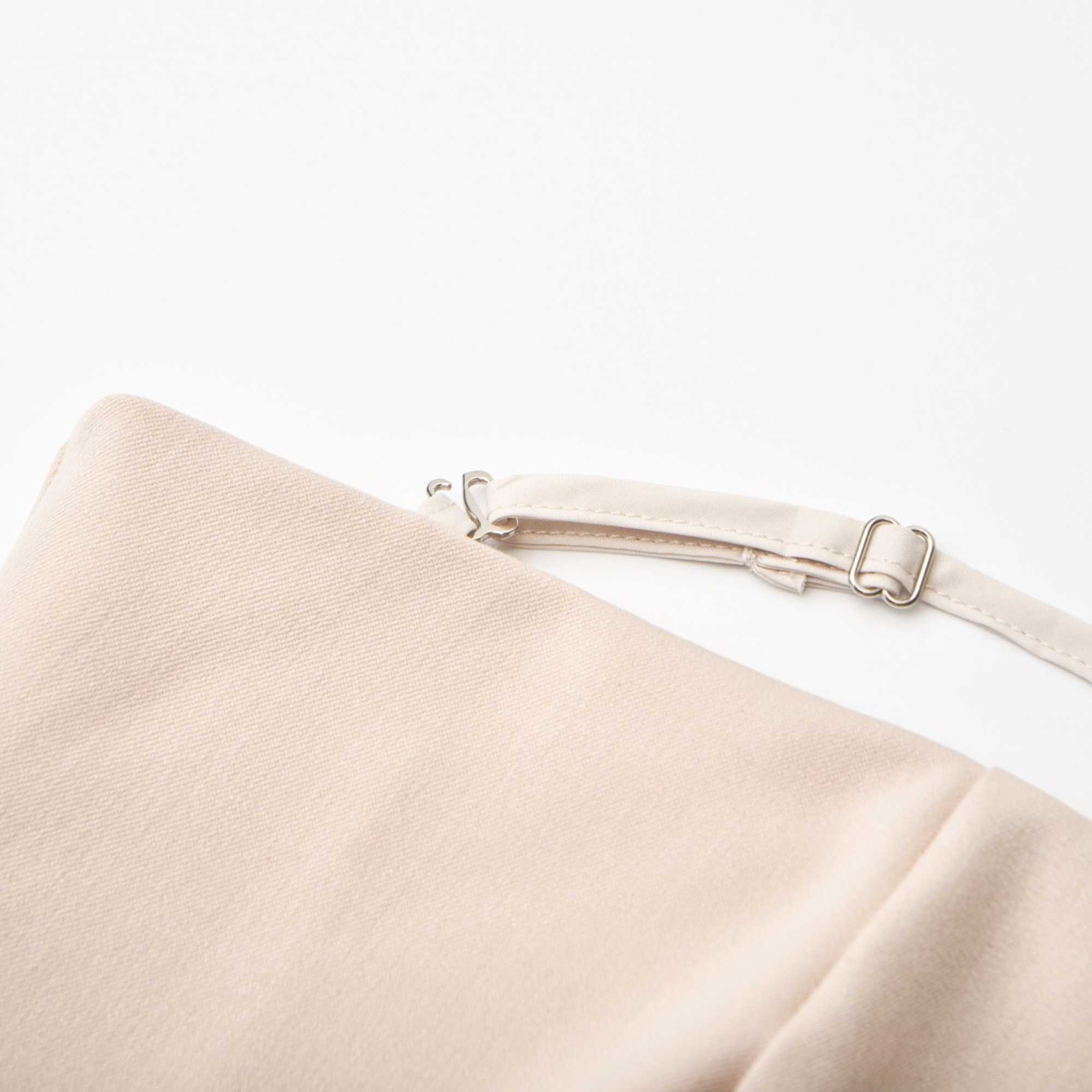 Savage-button-detail crop top - itsy, it‘s different