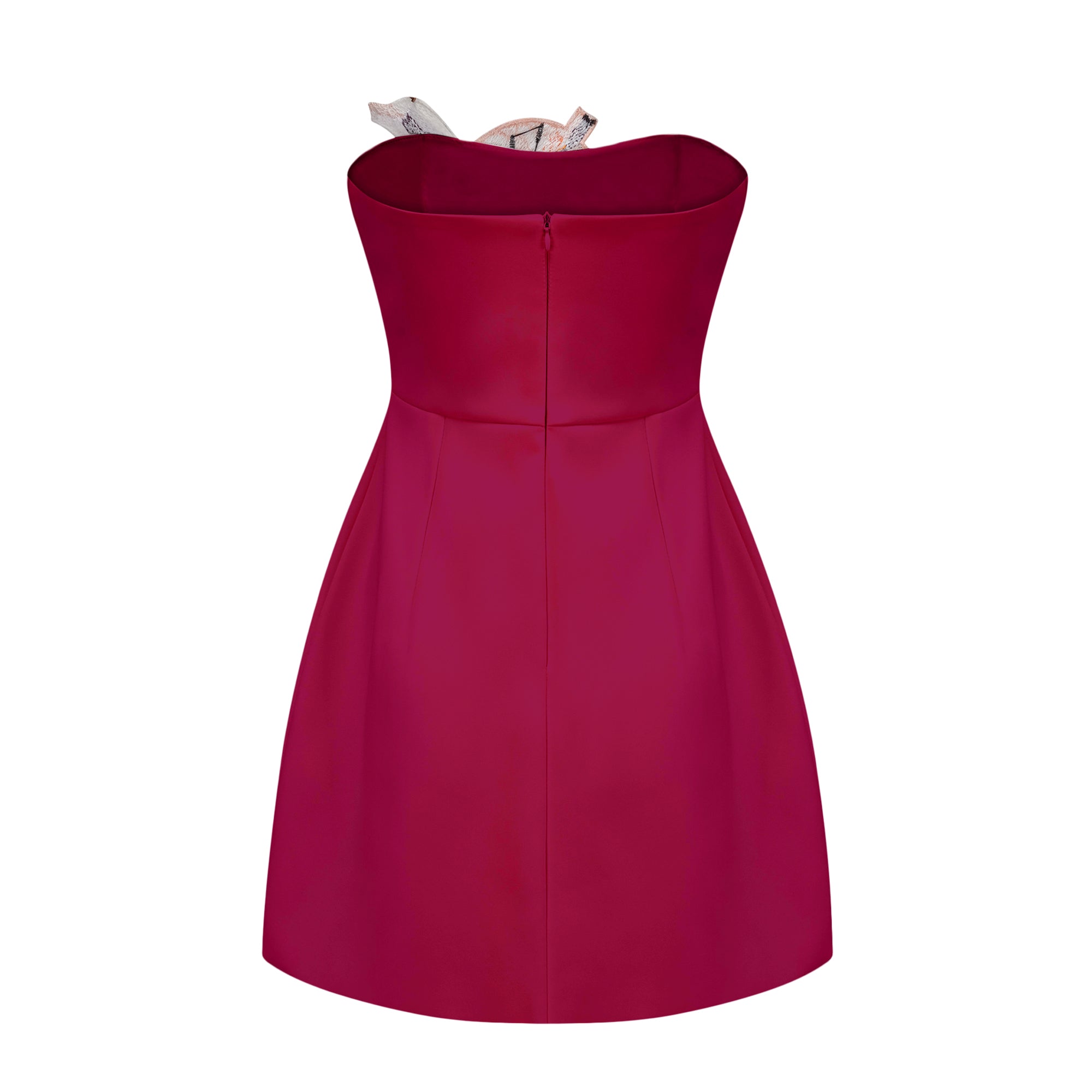 فستان قصير مطرز بالزهور باللون الأبيض من Automne