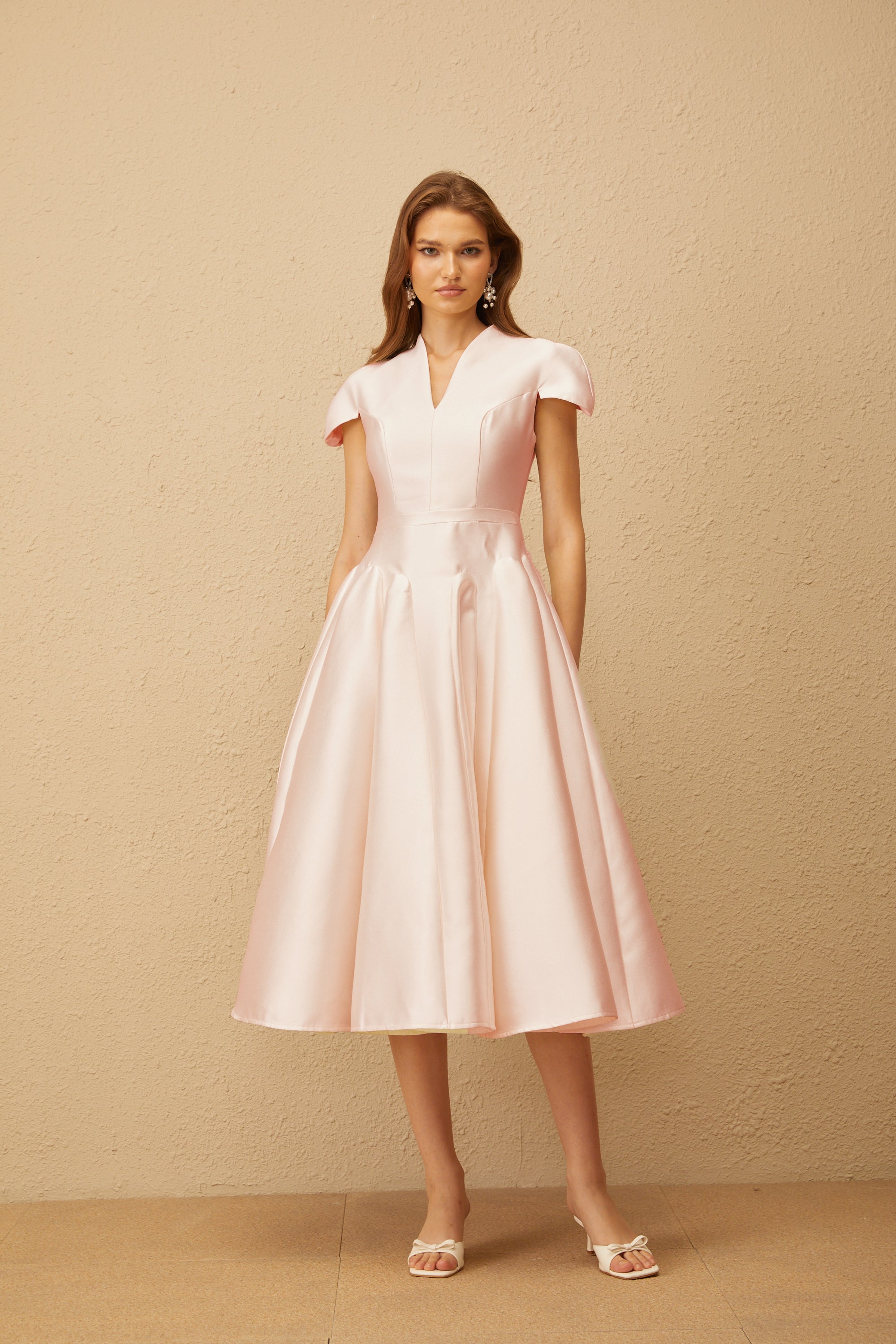 Aventin Pink Godet Design Midi Dress