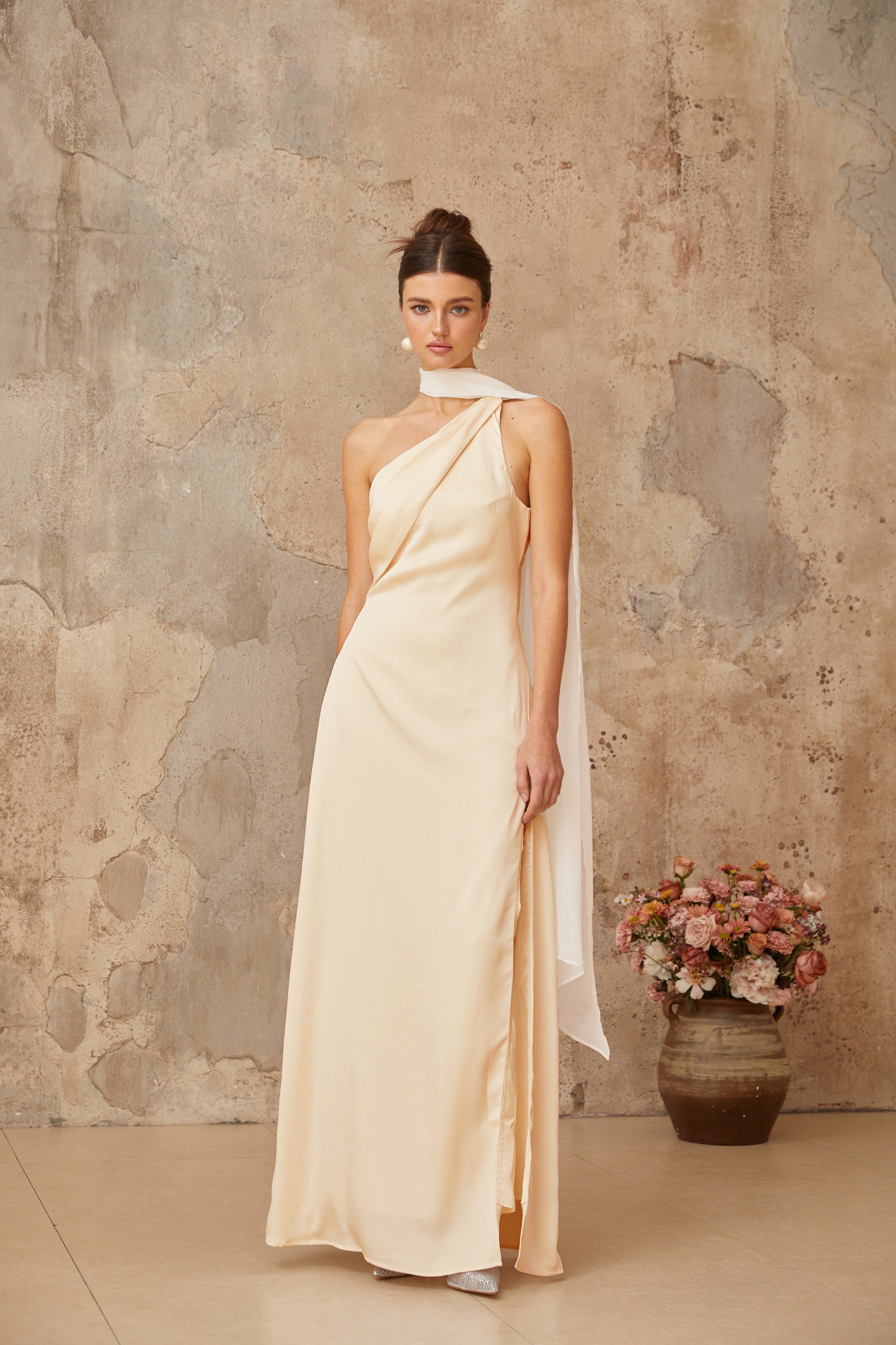 Thérèse neutral scarf-design satin maxi dress