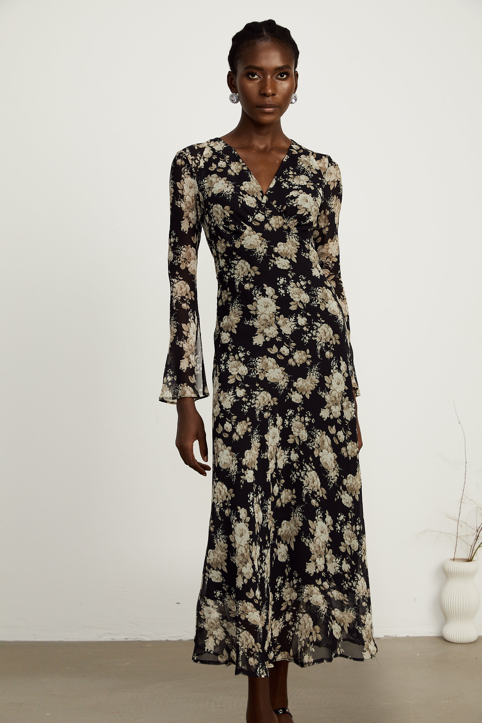 Hannah black floral-print flared midi dress