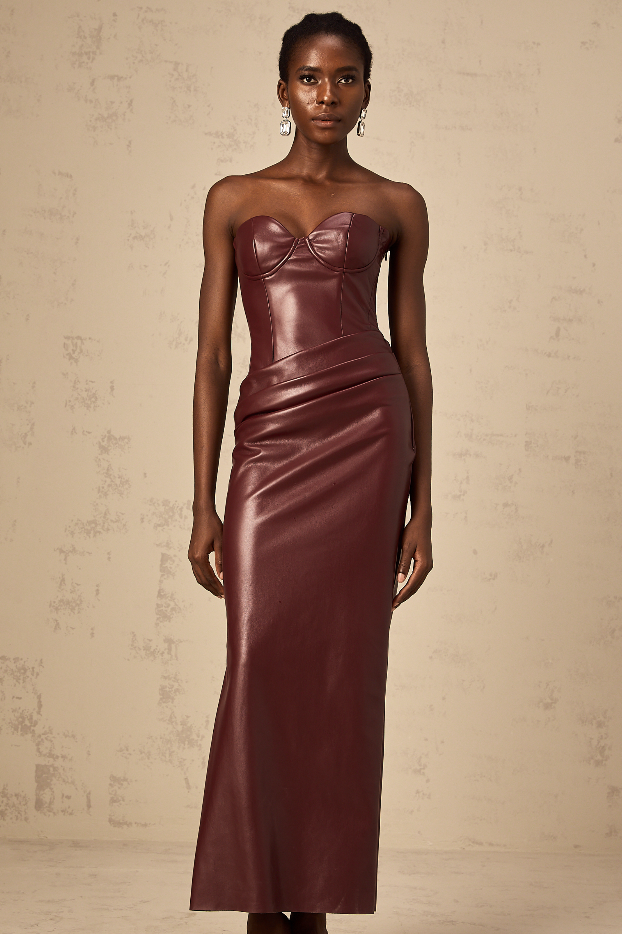 Amélie wine-red fitted leather midi dress