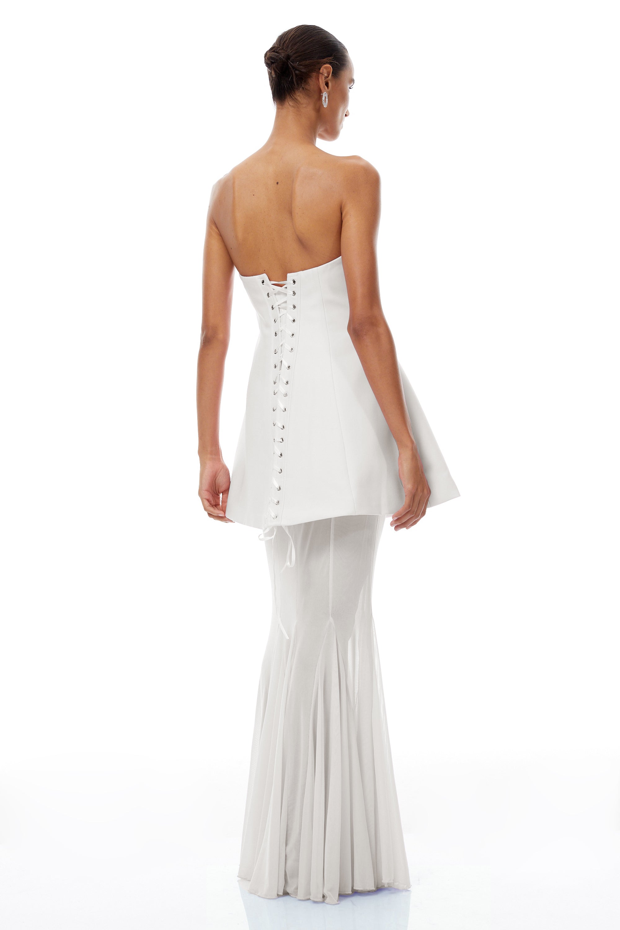 مجموعة فستان كورساج أسود و تنورة شبكية من ميلاني