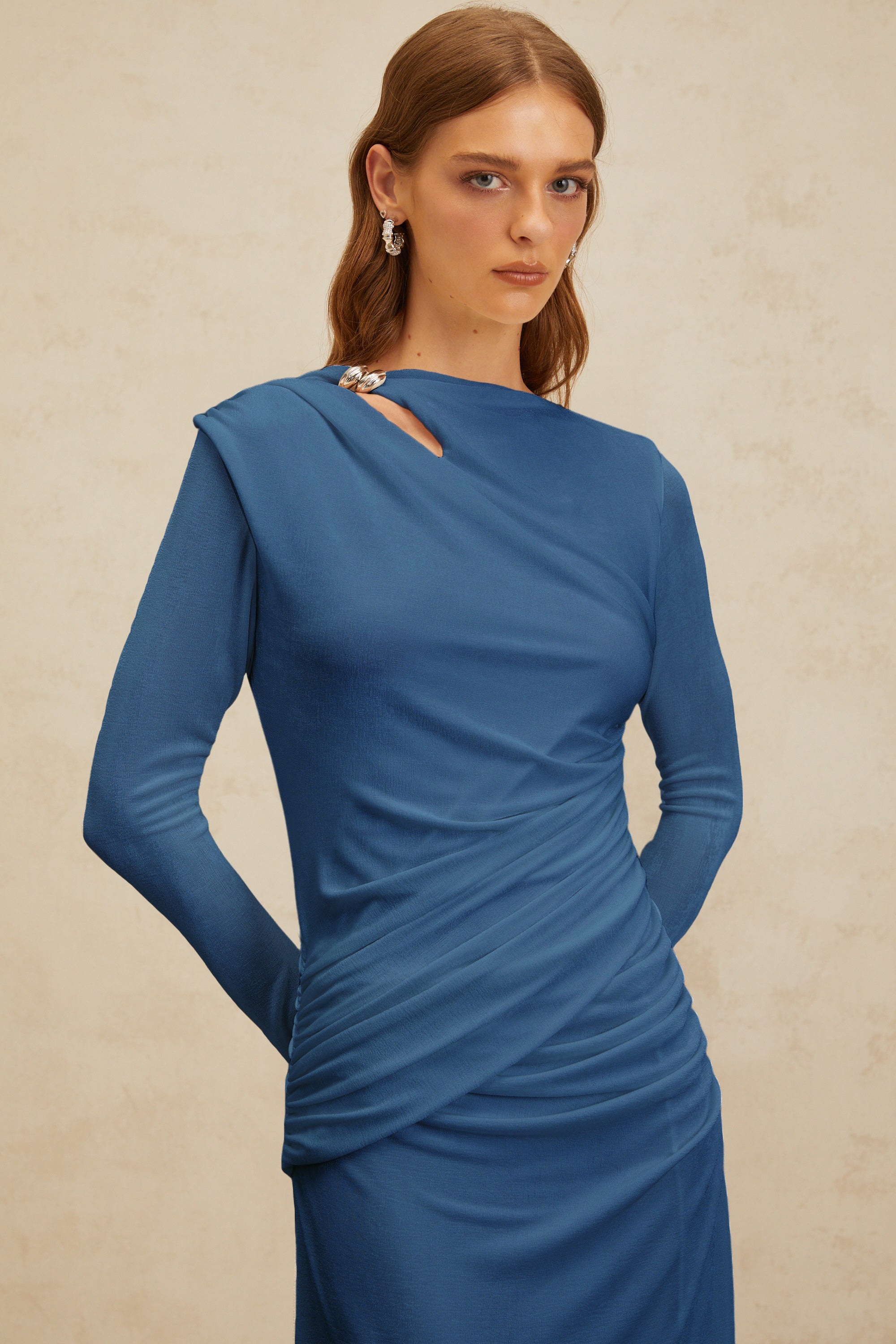 فستان دانيشا الأزرق الملكي Ruched ماكسي