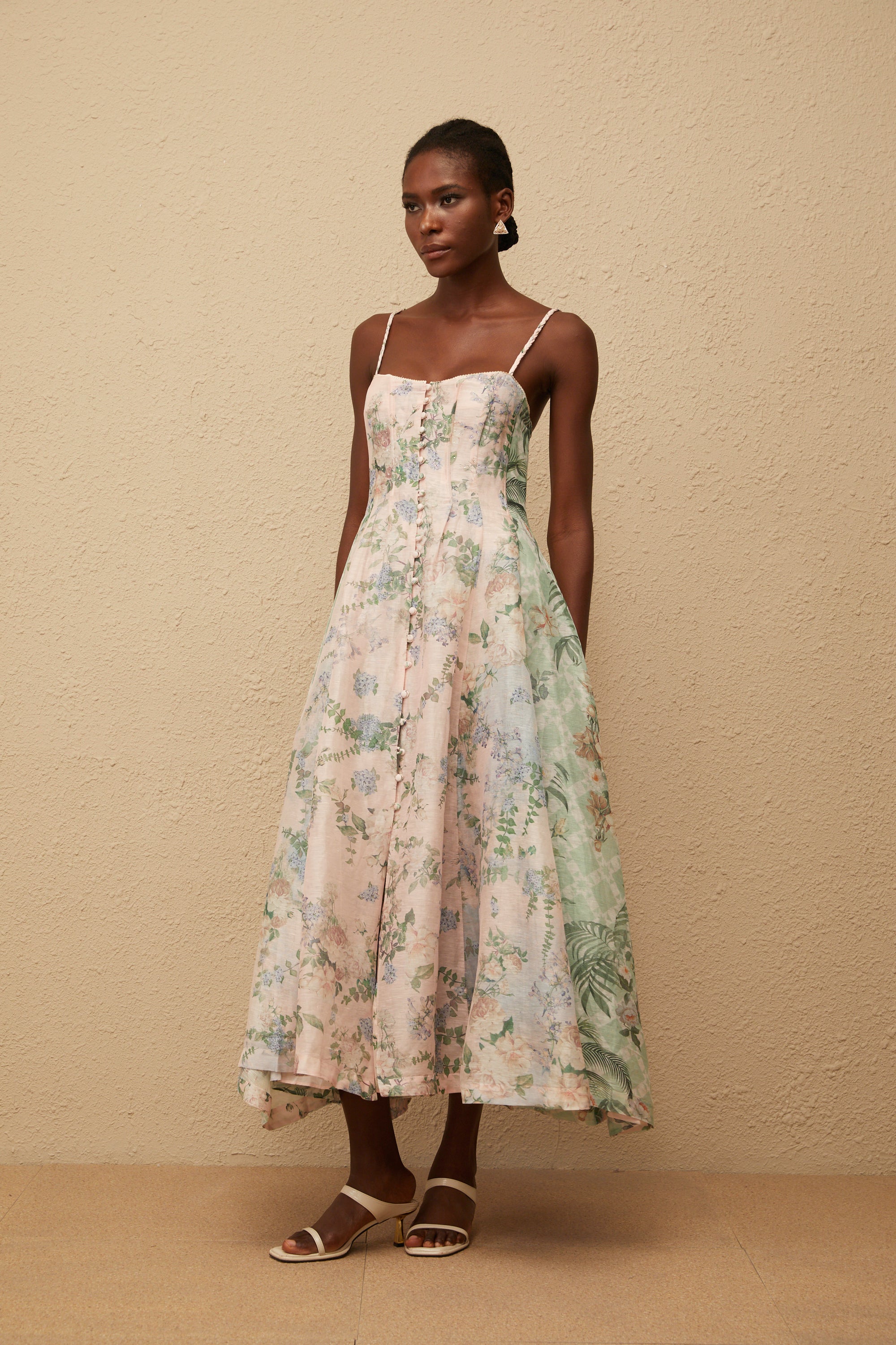 Aurore, Rosa Maxikleid mit Blumenmuster