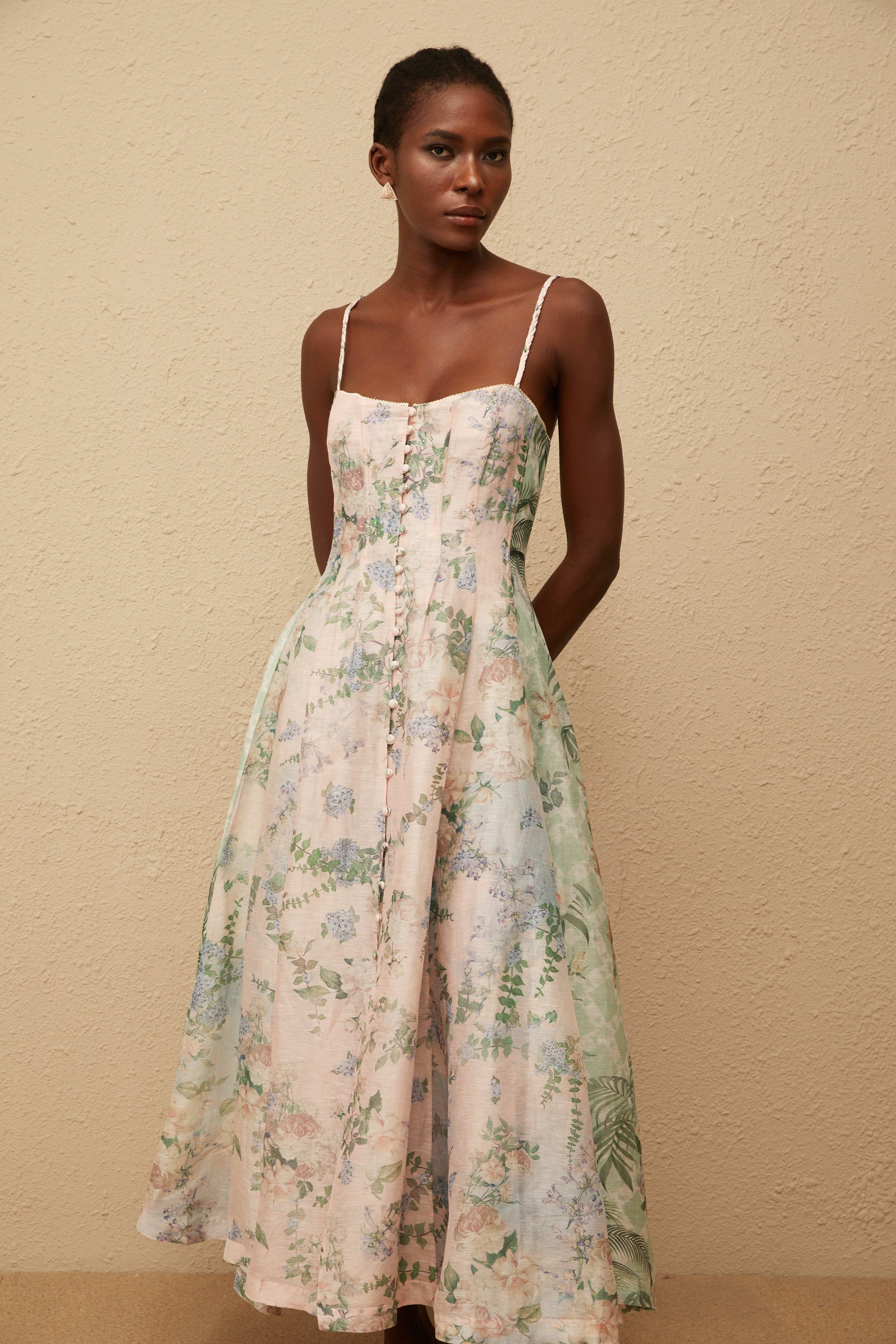 Aurore, Rosa Maxikleid mit Blumenmuster