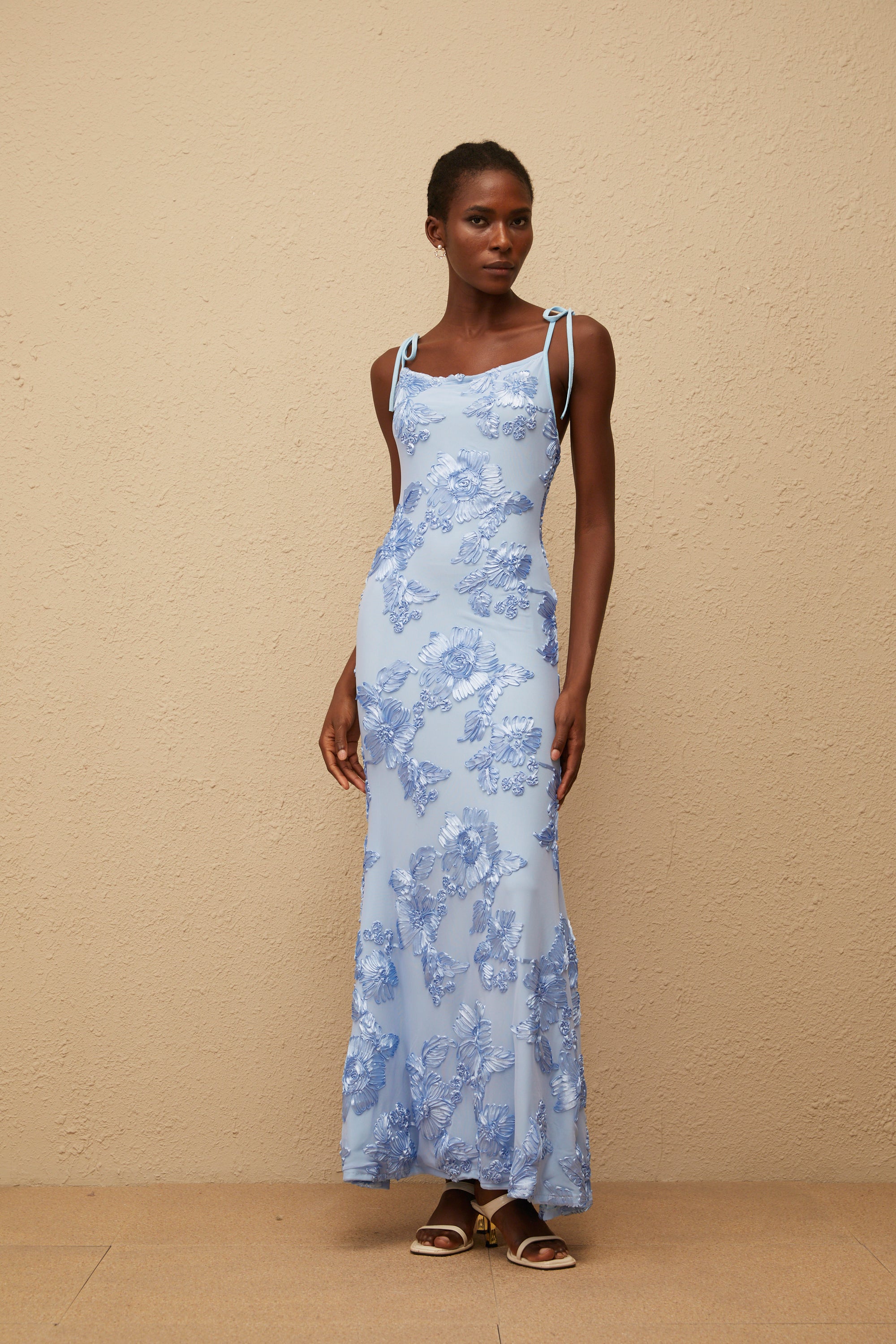 【ぱん】Classic Floral Jacquard Dress ブルー Énigme Blue Jacquard Floral Maxi Dress