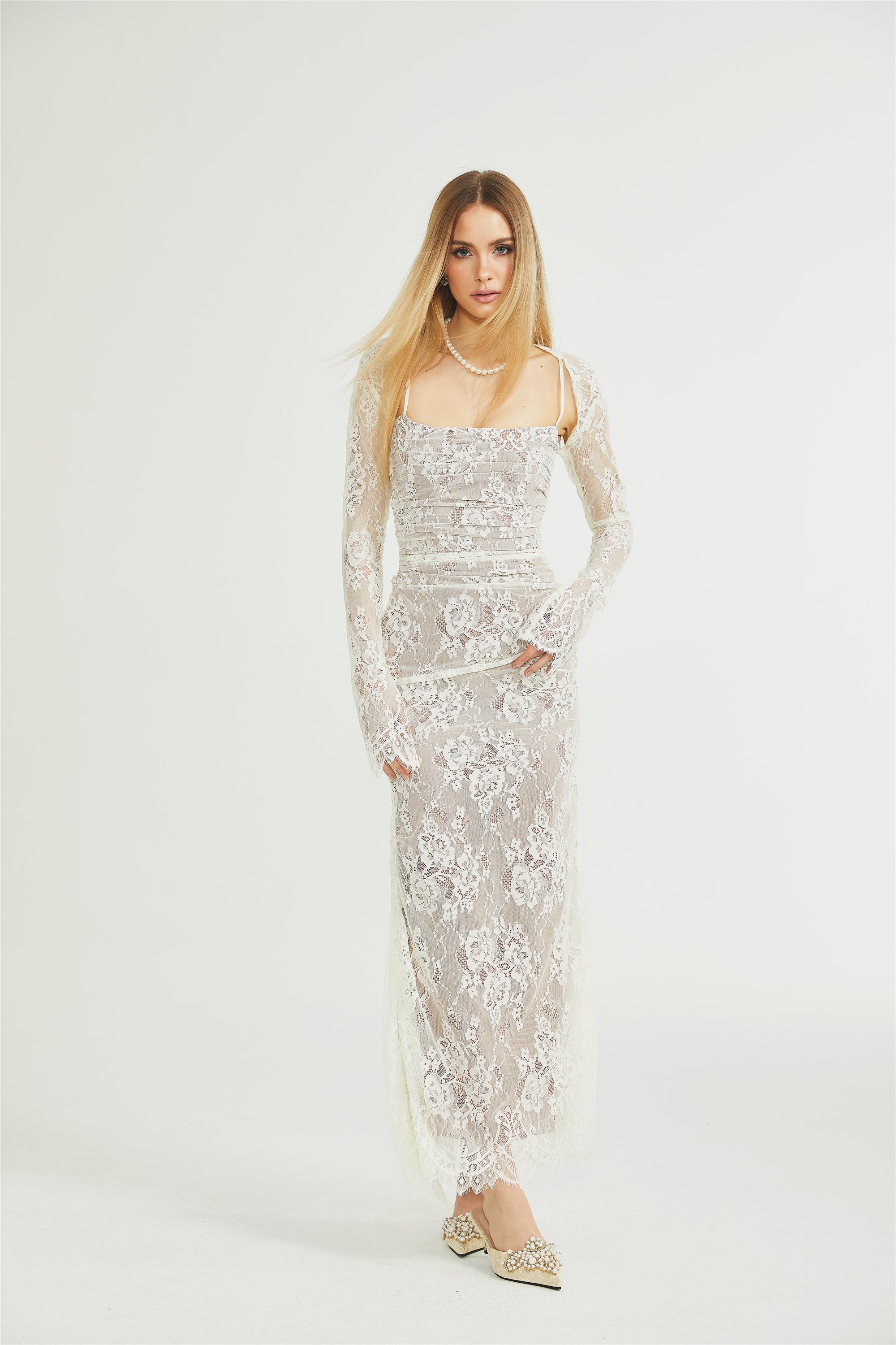 Valérie white lace maxi dress