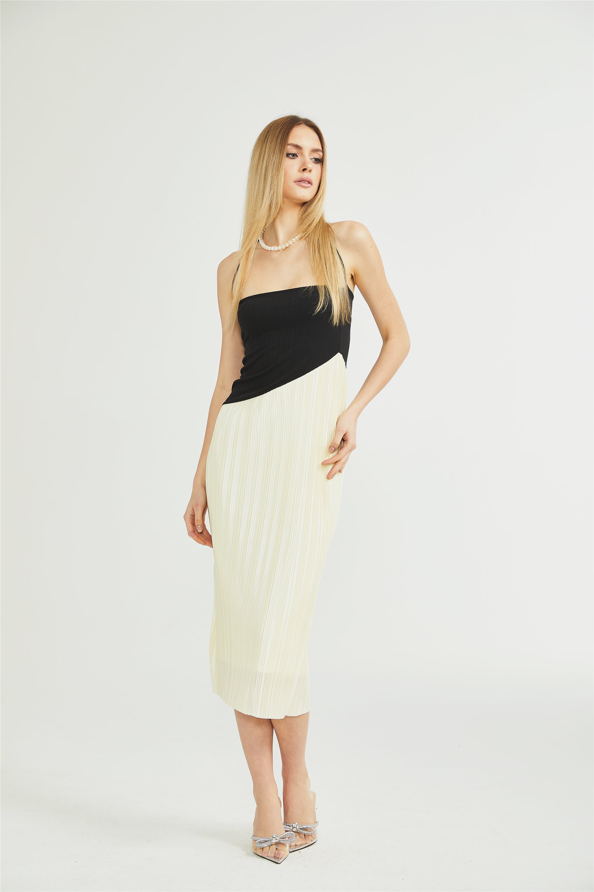 Giverny halterneck fitted midi dress