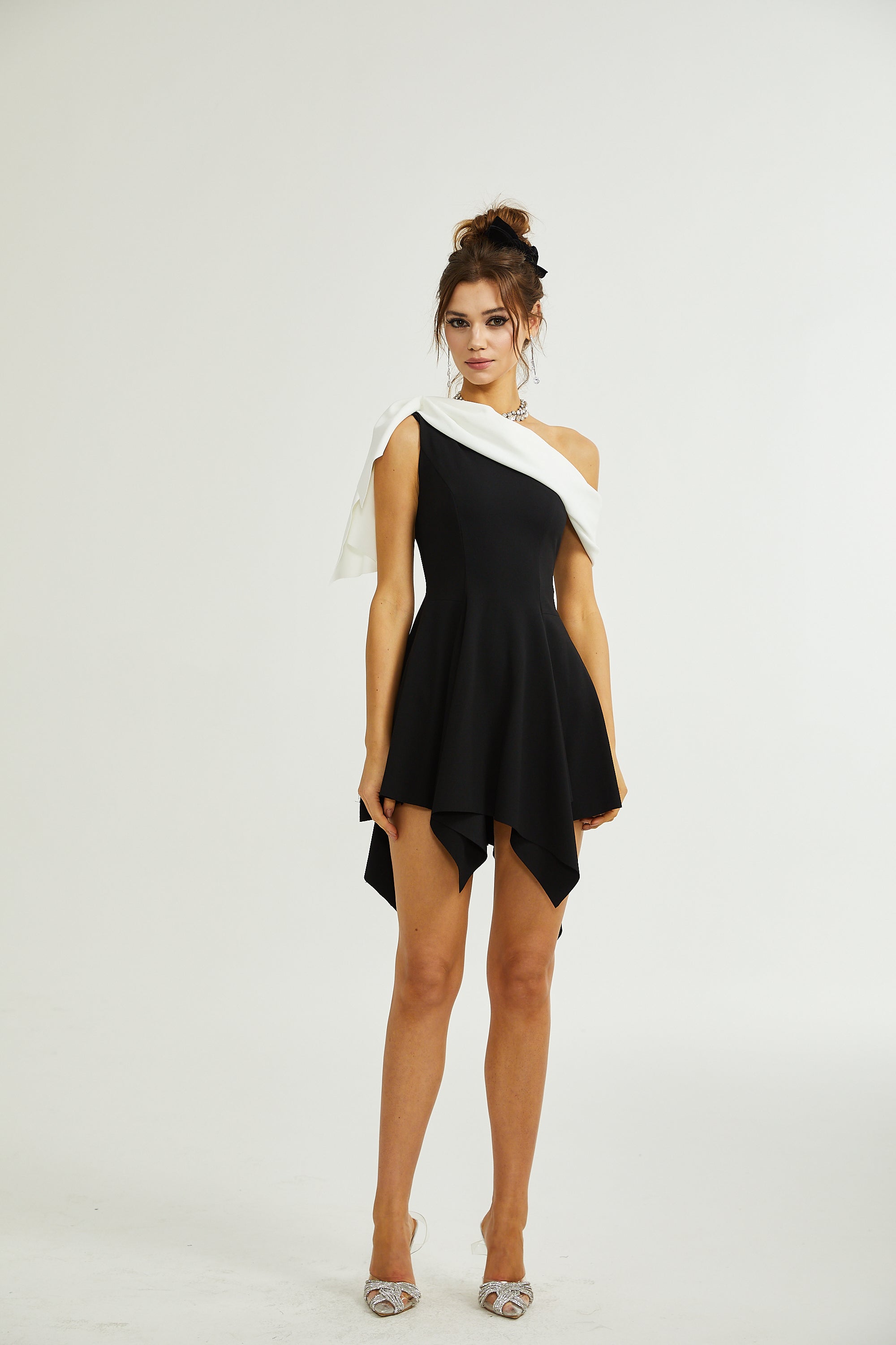 Émeline asymmetric mini dress