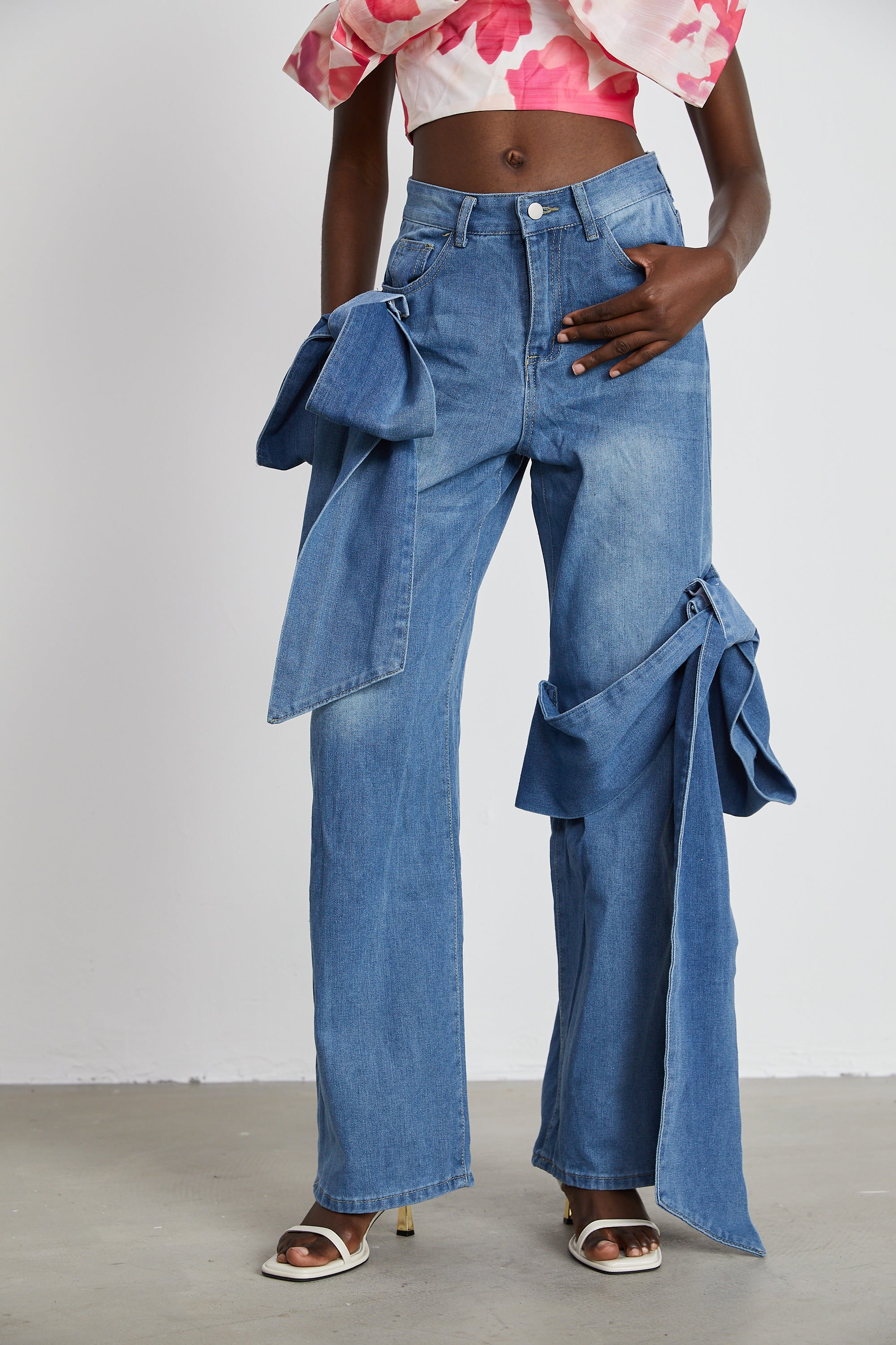 Ysabella bow-detail wide-leg jeans