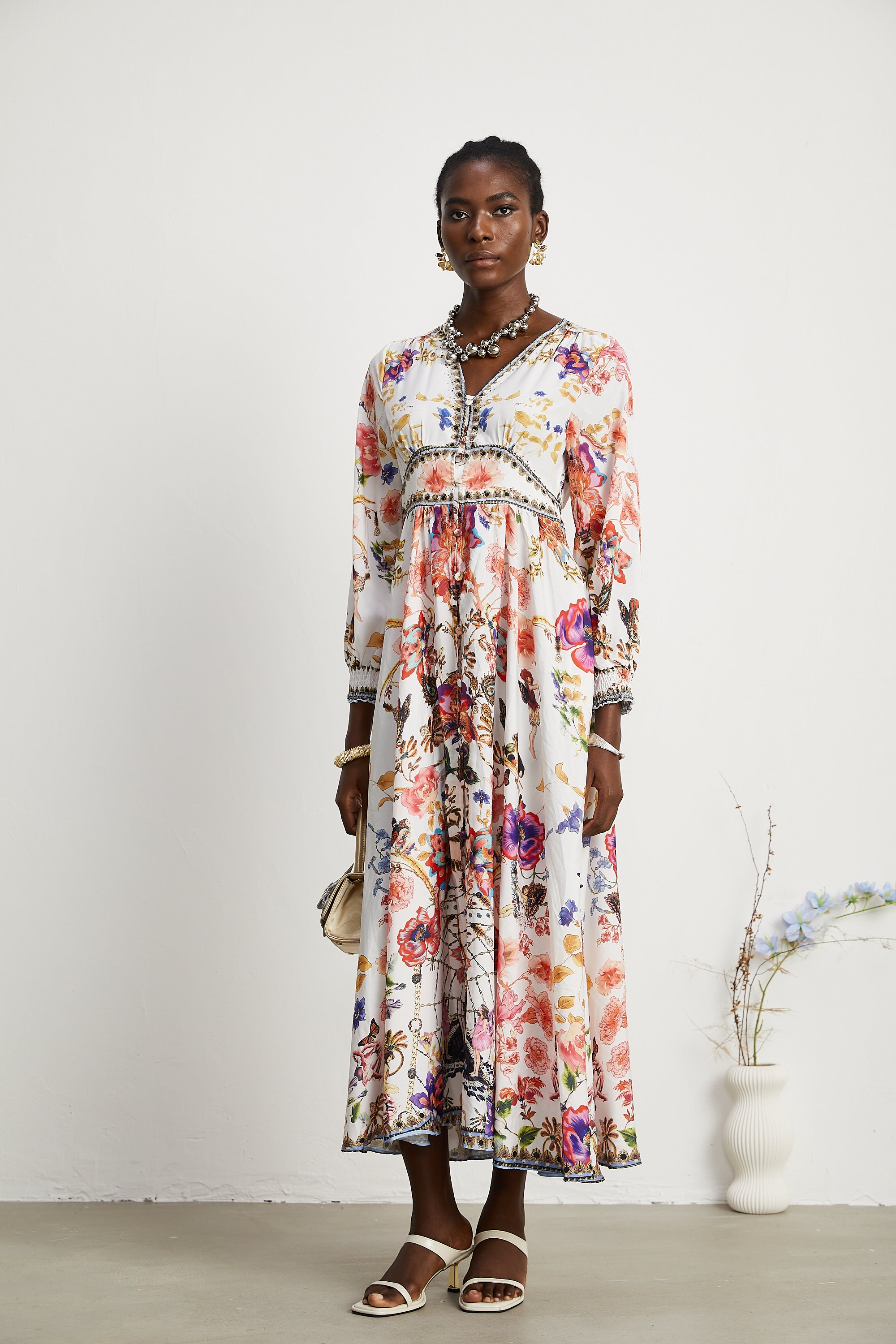 Airina floral V-neck maxi dress