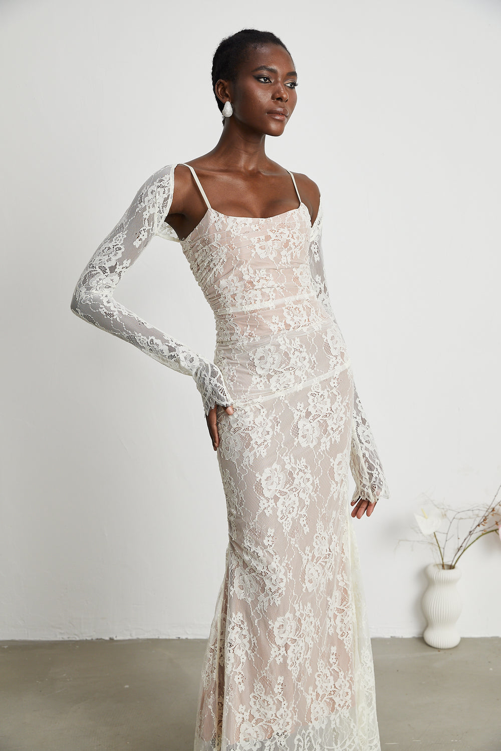 Valérie Neutral Floral Lace Ruched Shawl & Dress Set
