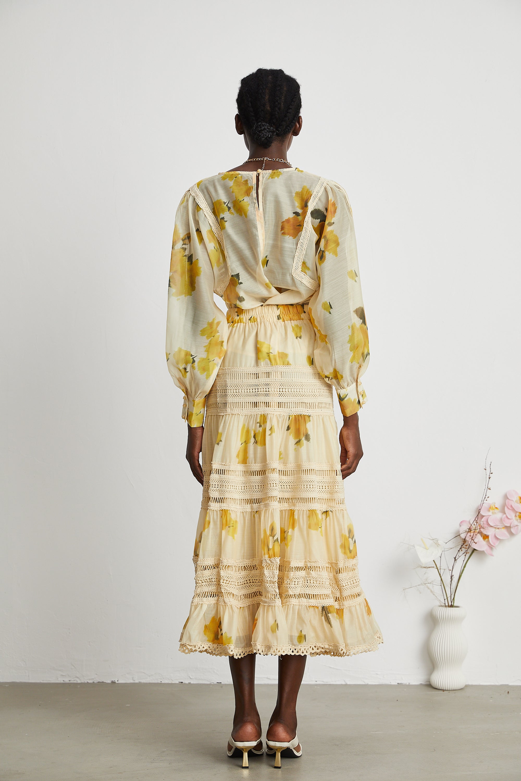 Éva yellow floral-print blouse & skirt matching set