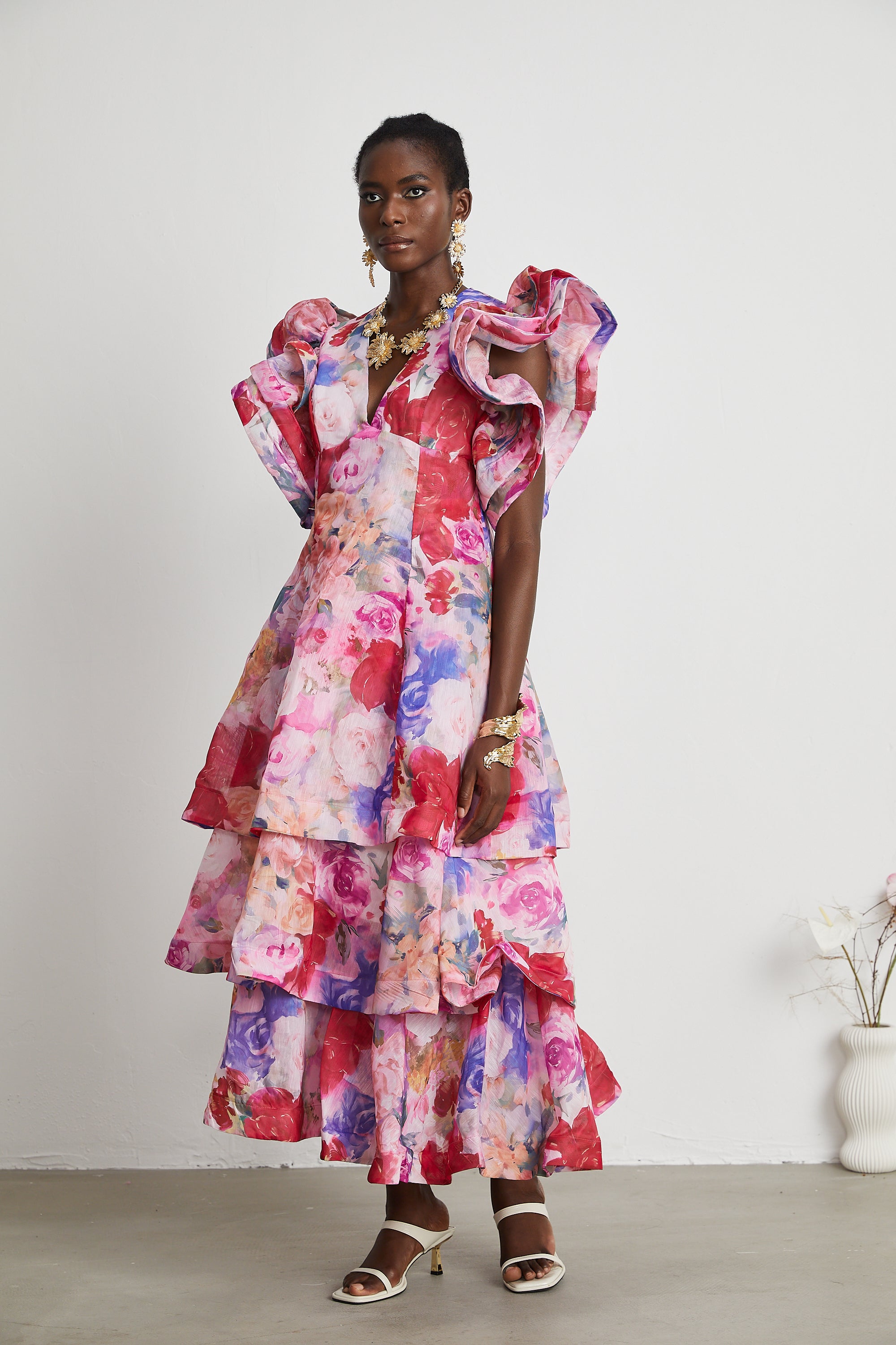 Élodie floral-print ruffled gown