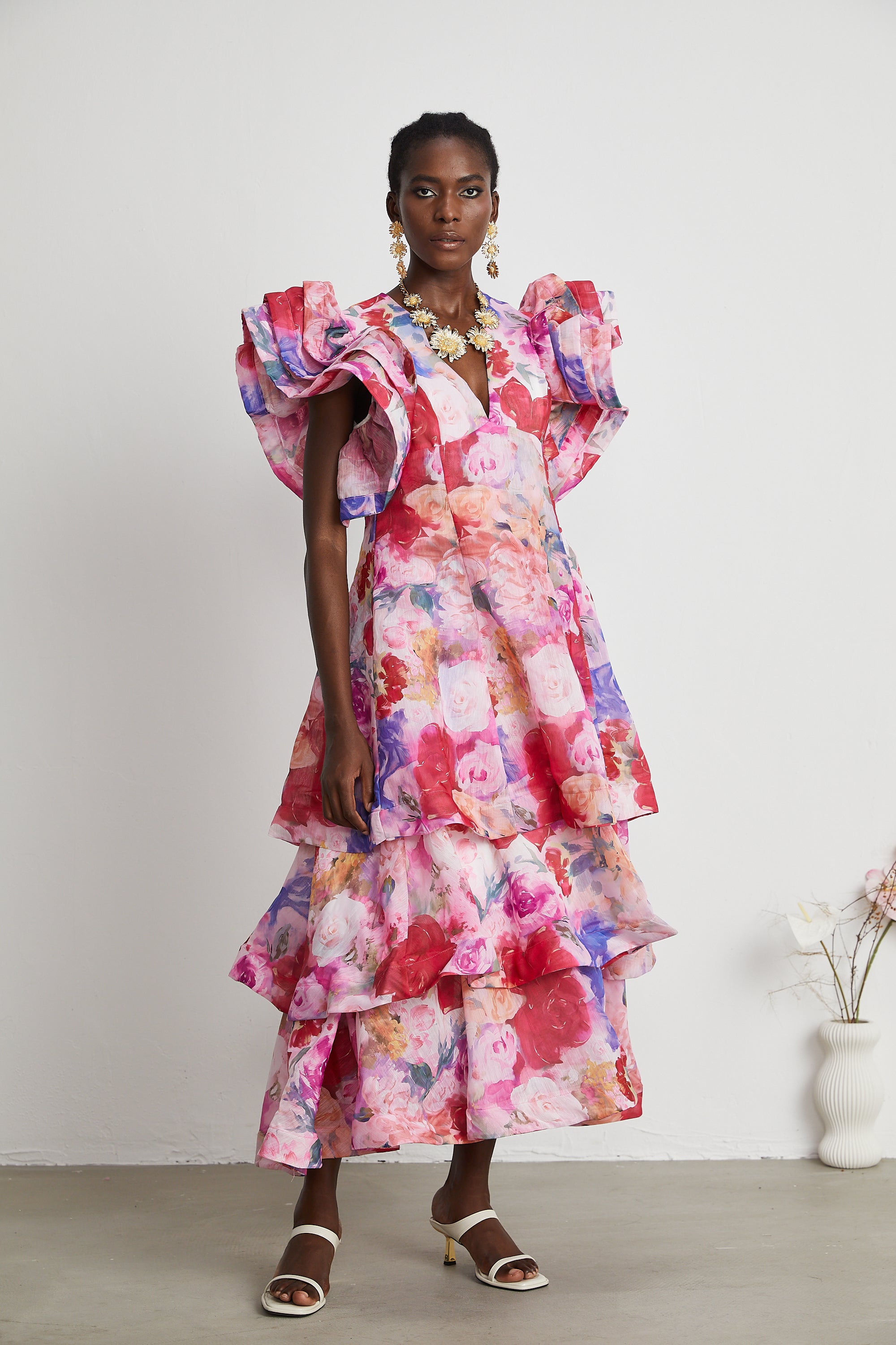 Élodie floral-print ruffled gown